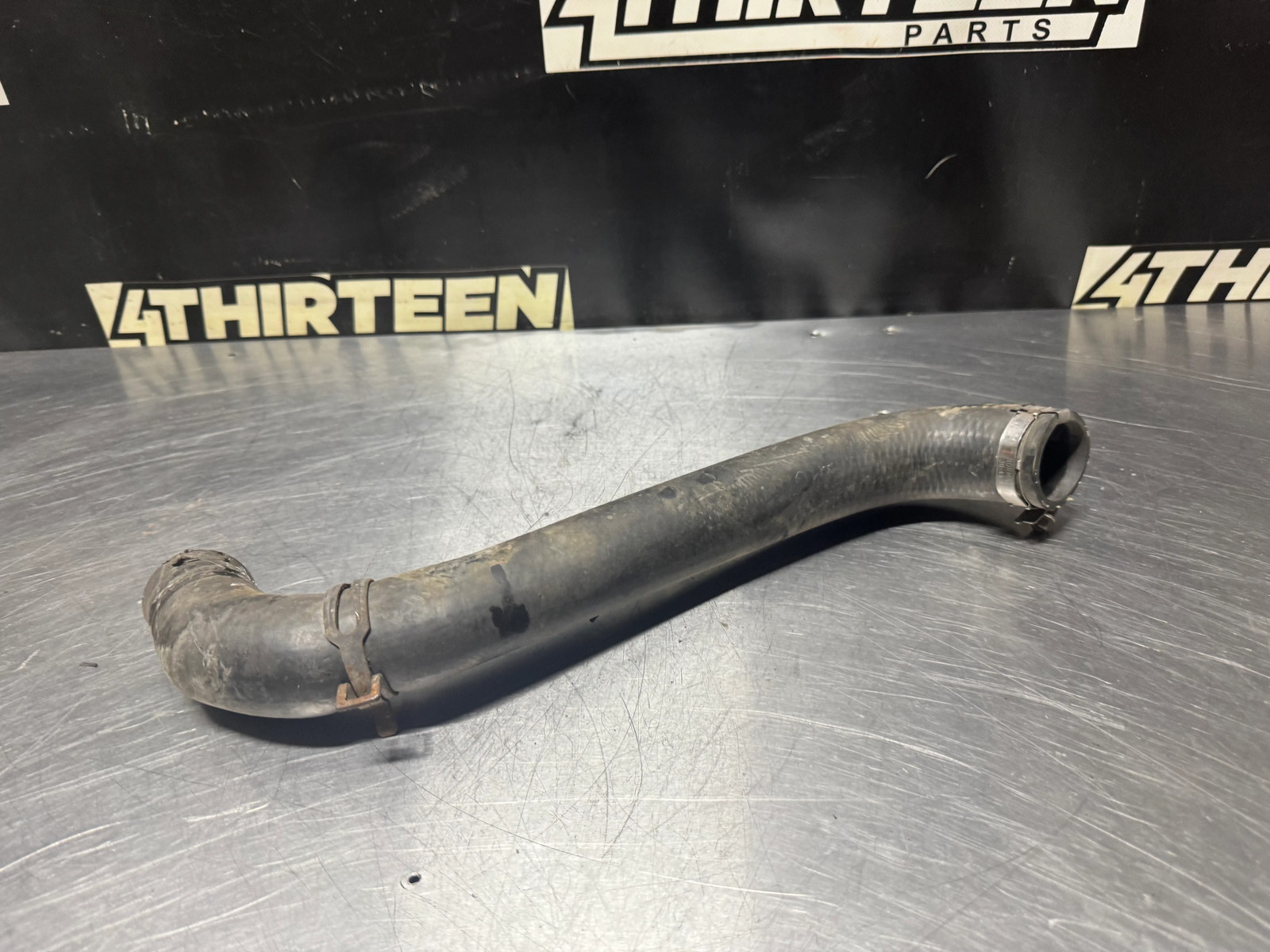 2004 PONTIAC GTO UPPER RADIATOR HOSE OEM #N270