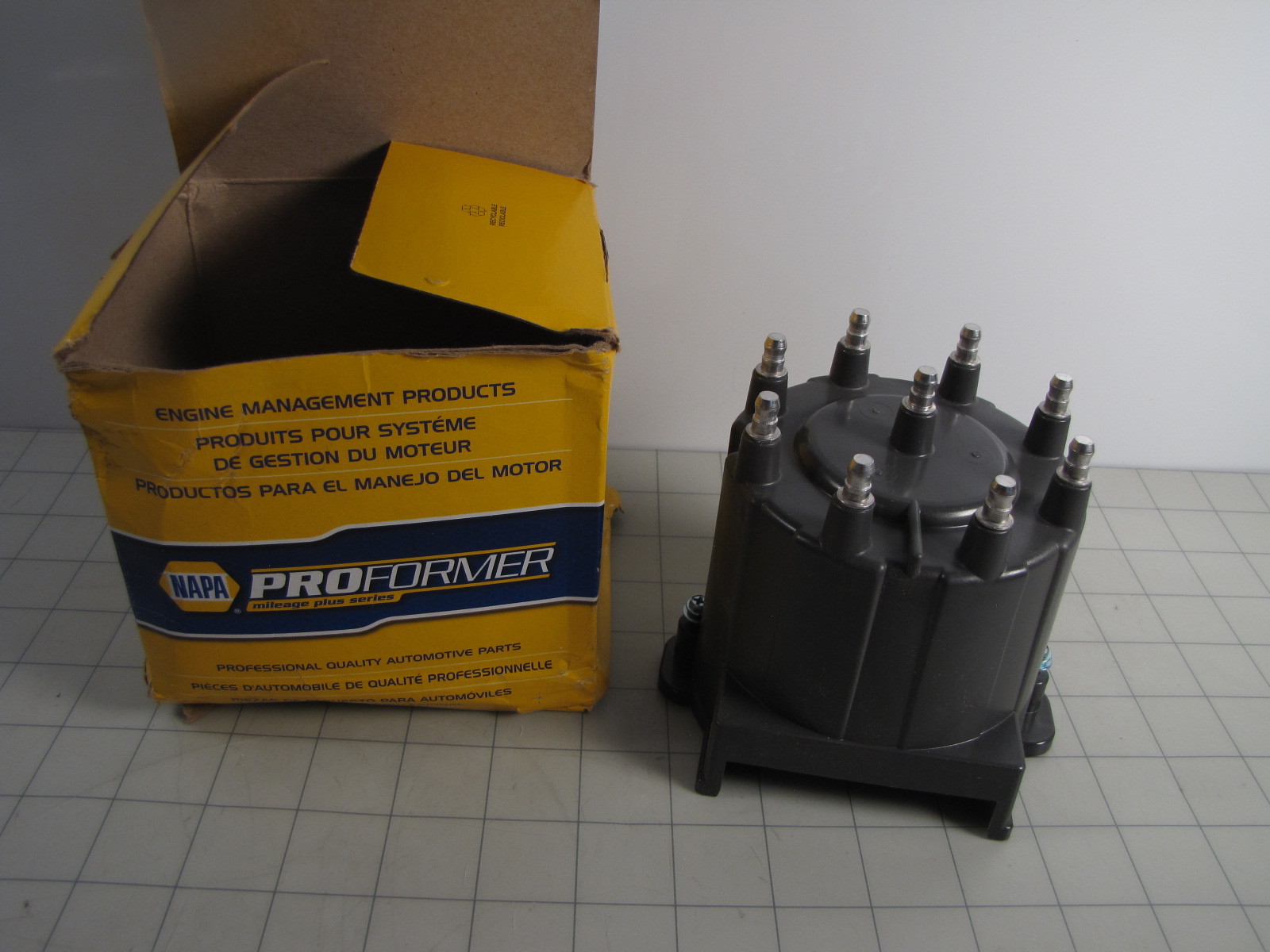 Napa Proformer RR249SB Distributor Cap for Chevrolet GMC Mercruiser Volvo NEW