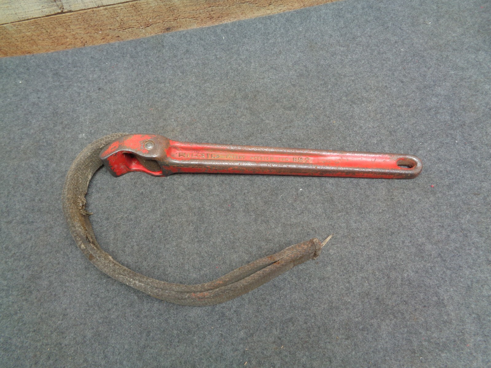 RIDGID No. 2 Strap Pipe Wrench 12"