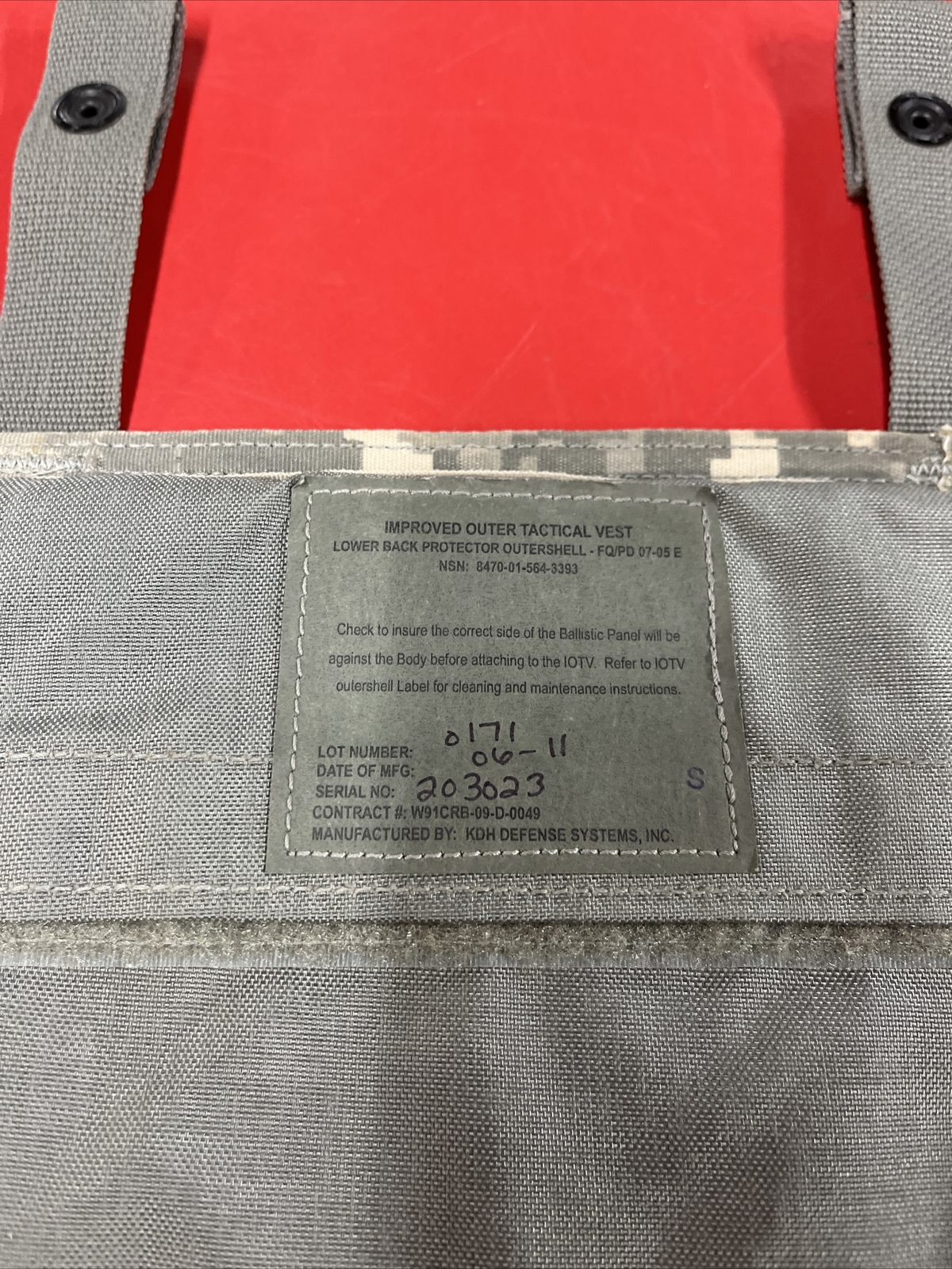 ACU LOWER BACK PROTECTOR WITH SOFT INSERT PRE-OWNED ACU DIGITAL CAMO