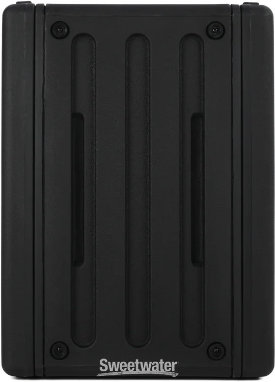 SKB rSeries Shallow Rack Roto-molded Case - 4U