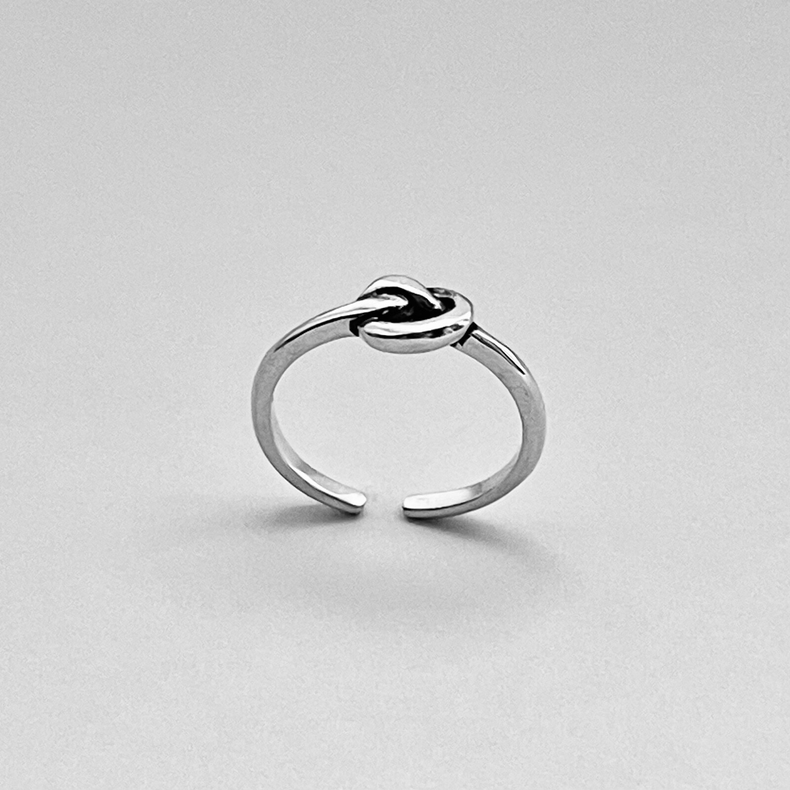 Sterling Silver Tiny Love Knot Toe Ring, Silver Rings, Love Ring, Pretzel Knots