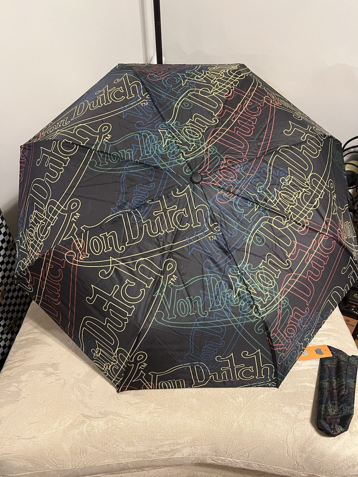 Von Dutch Neon Logo Compact Automatic Umbrella, Strong & Portable