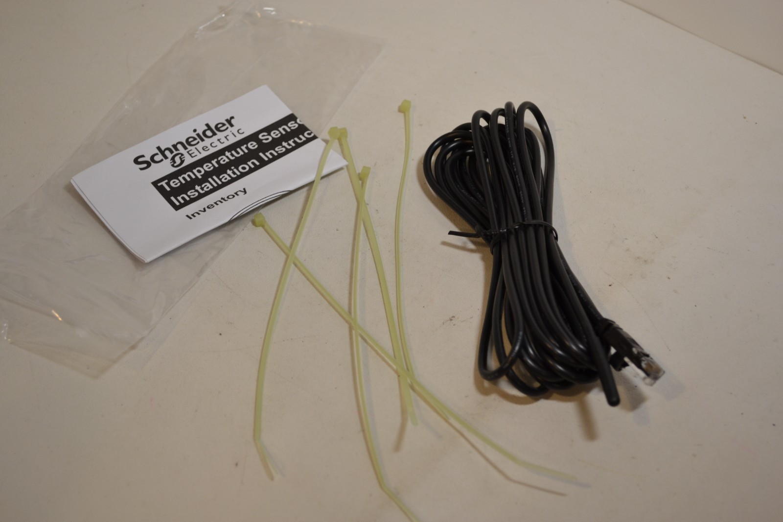 OEM Schneider Electric Temperature Sensor (AP9335T)