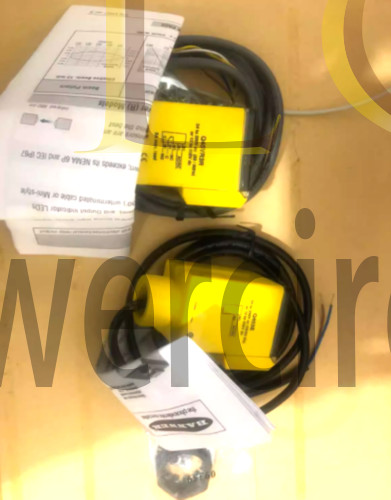 NEW Banner Q45VR3R+Q453E Rugged Rectangle Sensor~