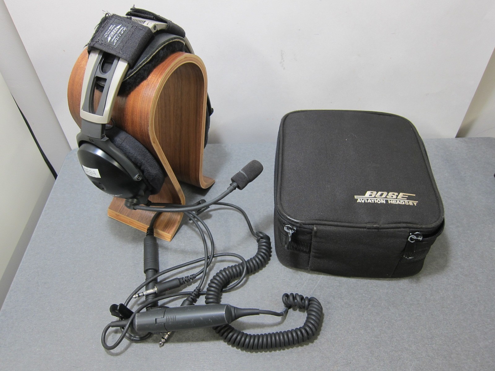 Bose Aviation Headset AHX/ANC 32108 - Active Noise Cancelling