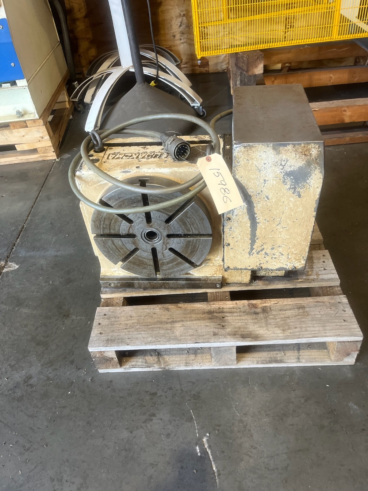 Tsudakoma RNCM-301R Rotary Table
