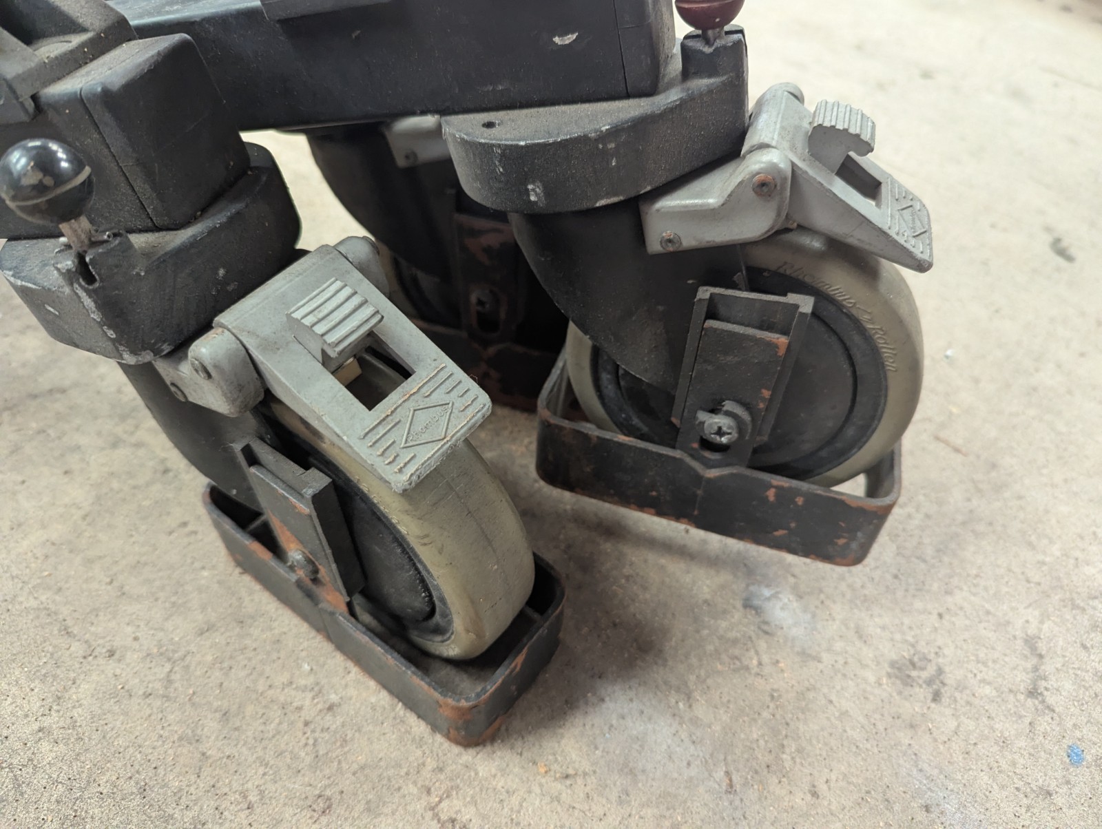 Vinten Wheel Dolly 3497 with 5" Wheels