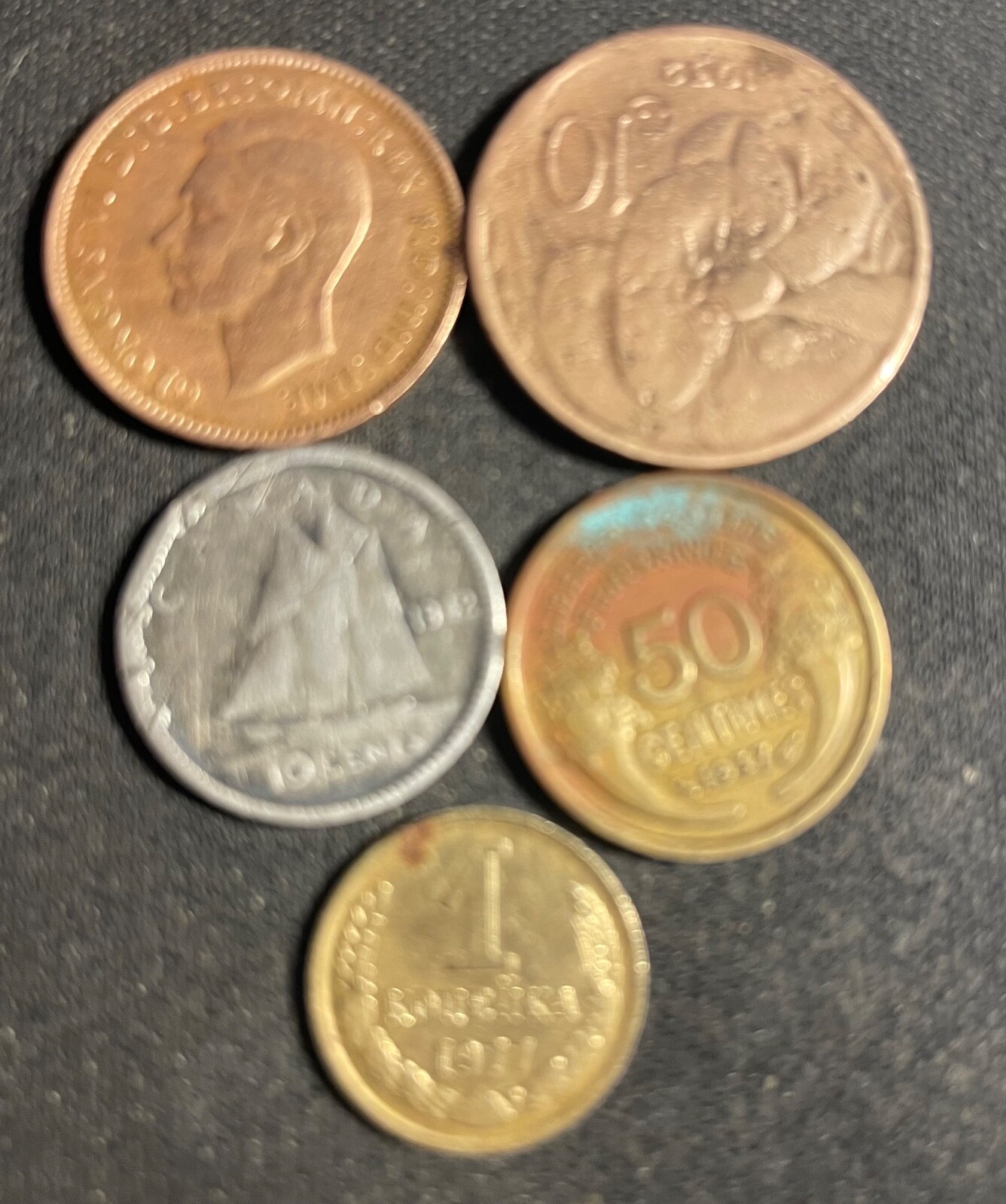 5 Asst. Foreign Coins UK 1979 S Africa 1997 Poland 1998 Canada 1965 Israeli lot2