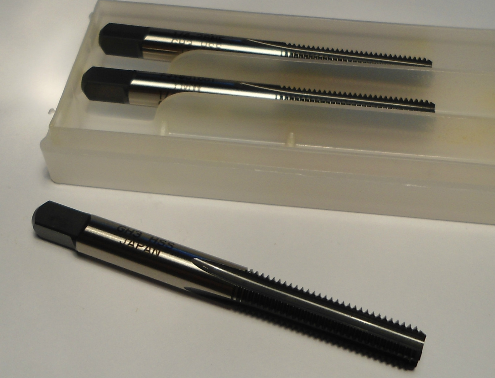 YMW Ground Thread Taps 1/4-28 NF GH3 4FL Bottoming HSS (3 Pcs)