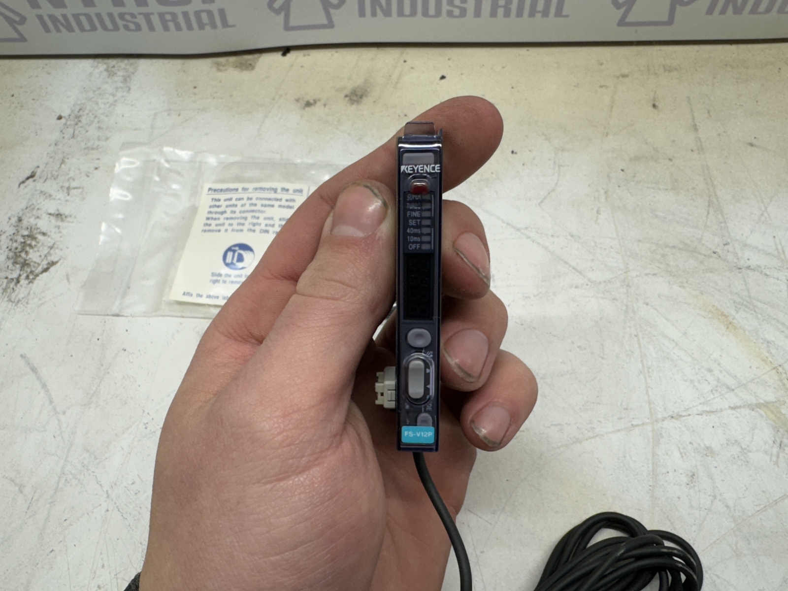 KEYENCE FS-V12P (2153722)-Reconditioned