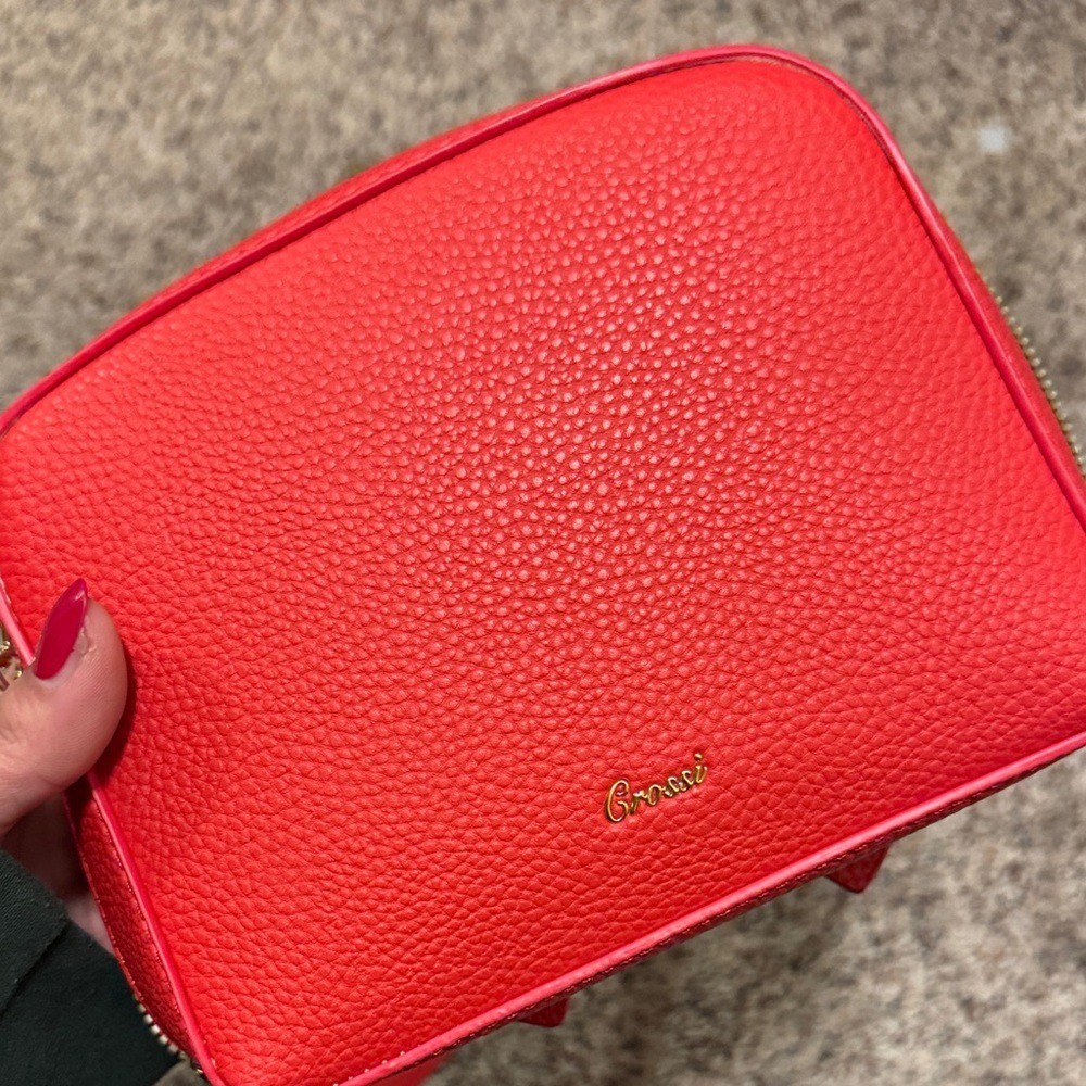 Chic Red Bow Crossbody Bag