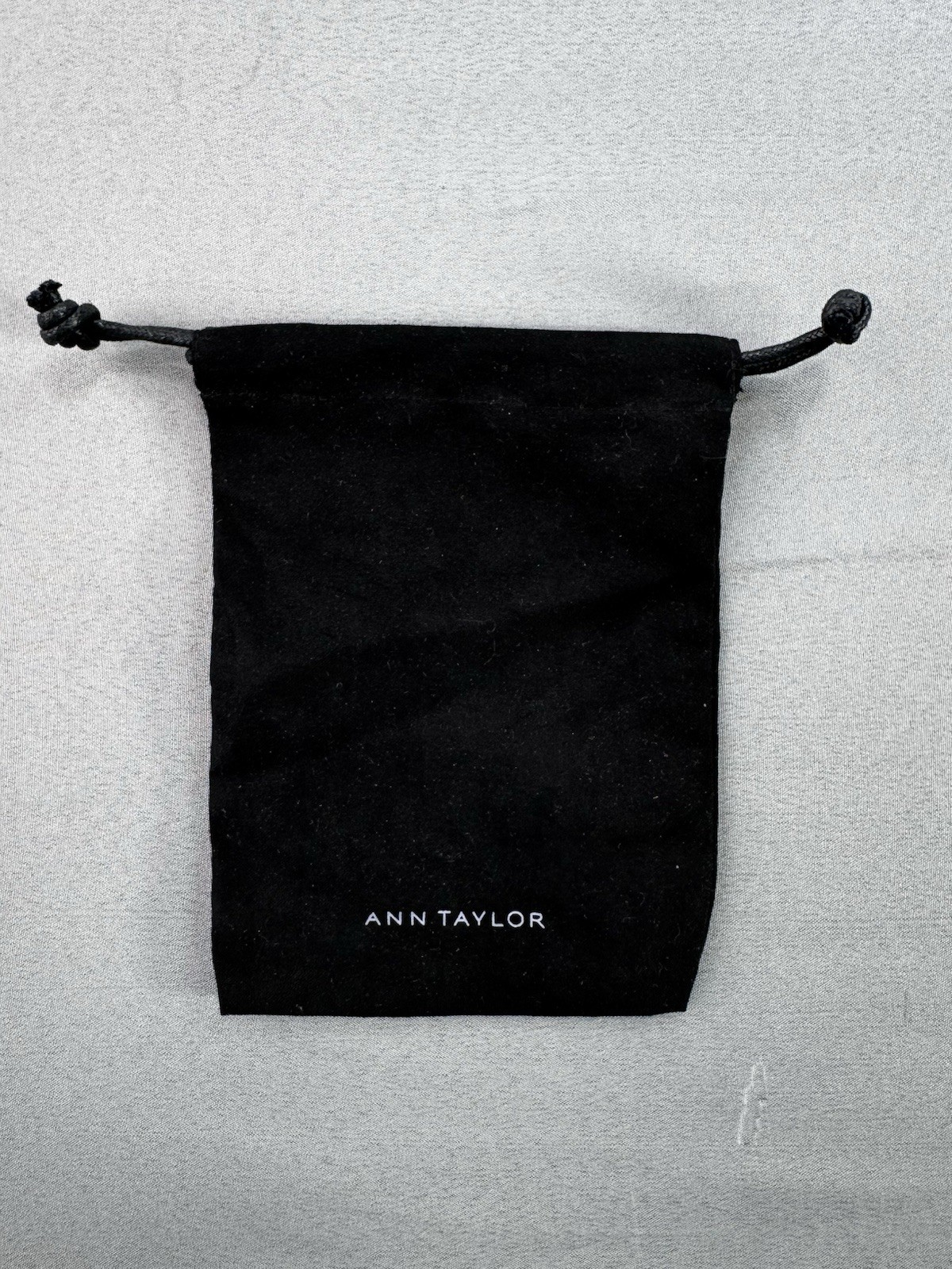 Ann Taylor Black Velvet Jewelry Storage Travel Drawstring Pouch 6" x 5"