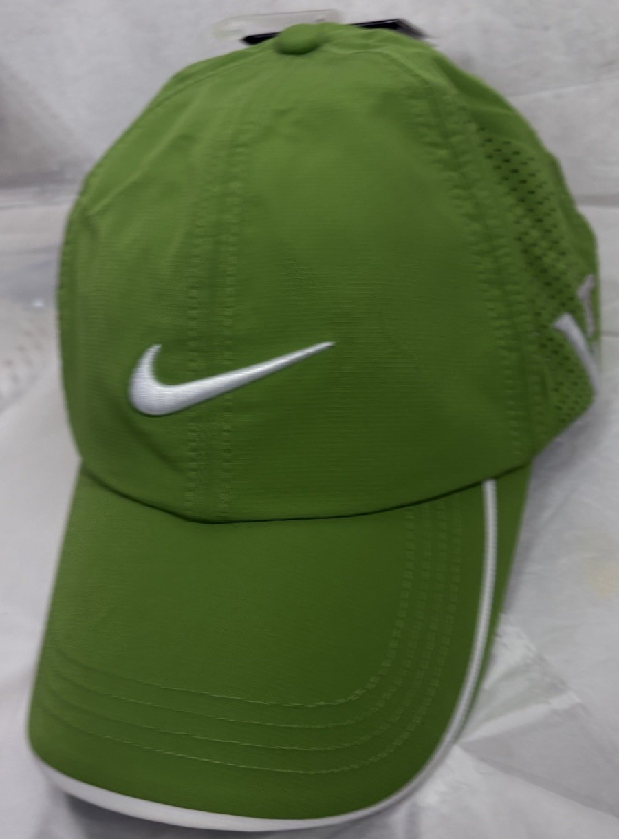 Nike Golf Hat Unisex Adult One Size Adjustable. Free Shipping Same Before 5am.