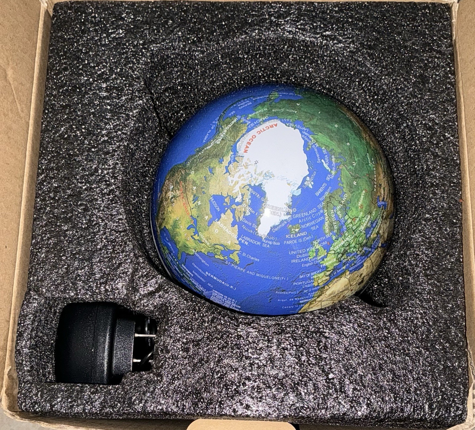 Magnetic Levitating Globe, 6 Inch LED Levitation Floating World Map Globe