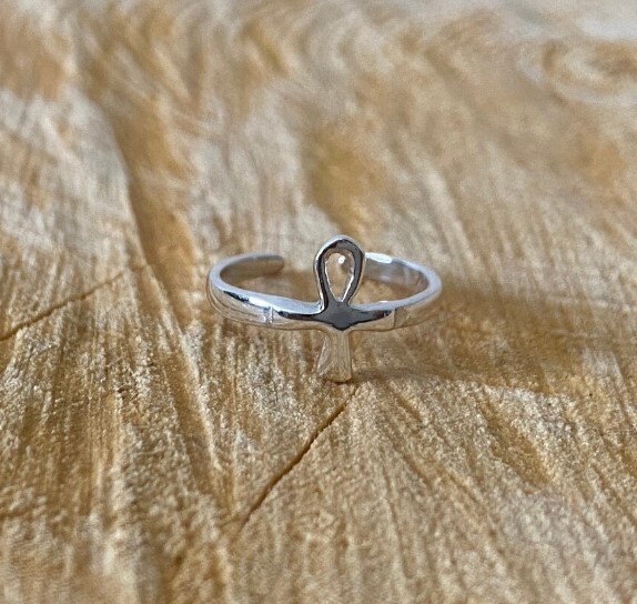 Valentine's Daily Use Women's Adjustable Solid Metal Ankh Toe Ring 925 SS