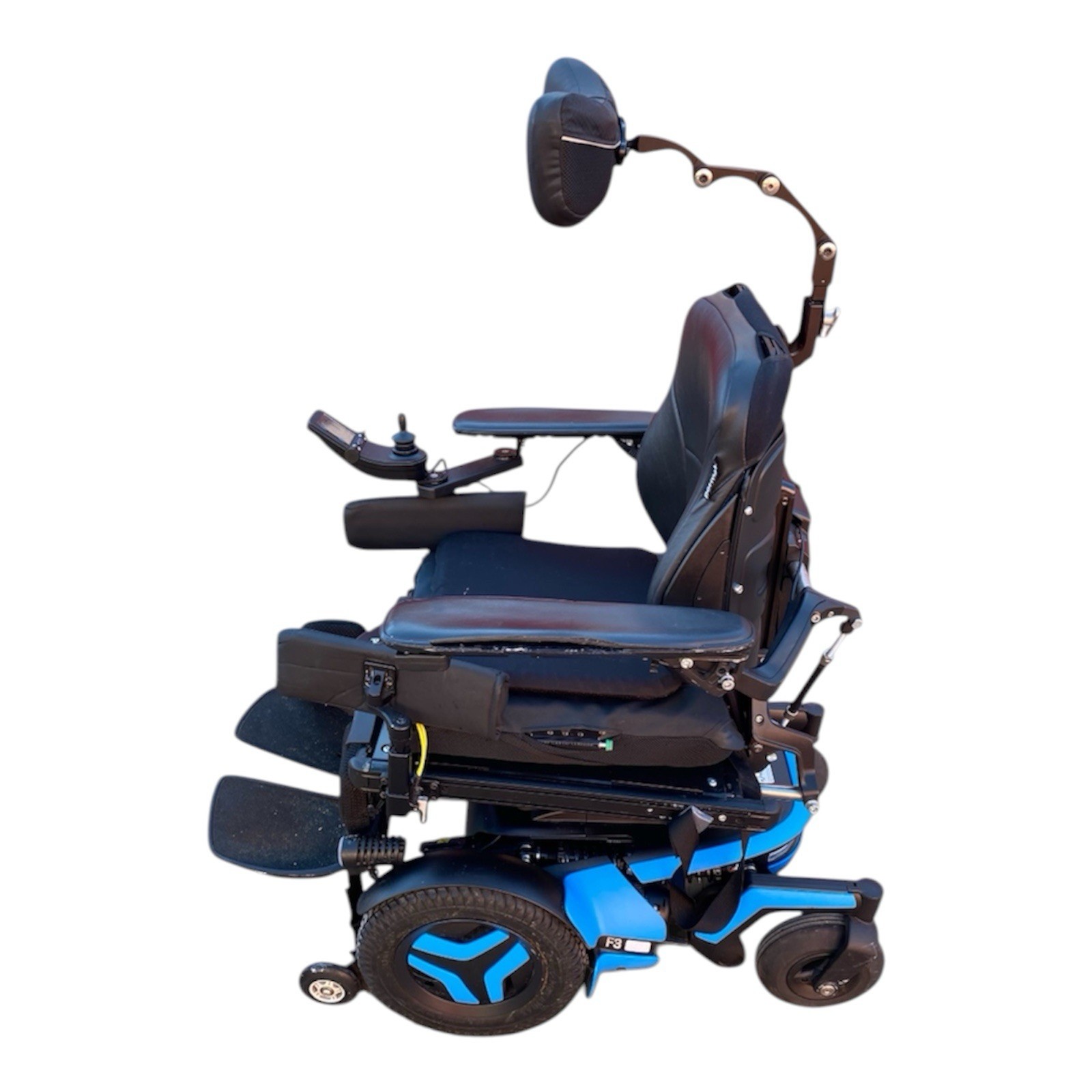 Permobil F3 Corpus Electric Wheelchair Mid Wheel Drive Tilt & Recline, Charger
