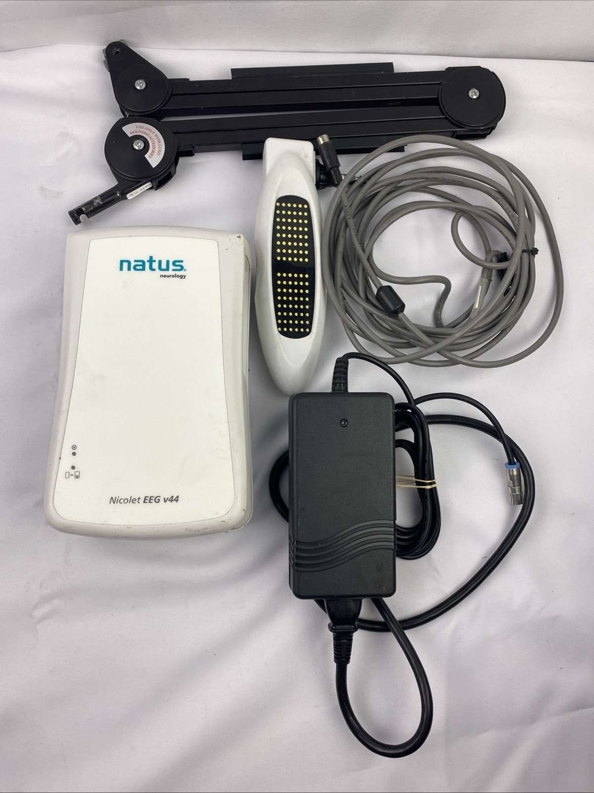 Natus Nicolet One EEG HEAD BOX V44 , PHOTIC STIMULATOR