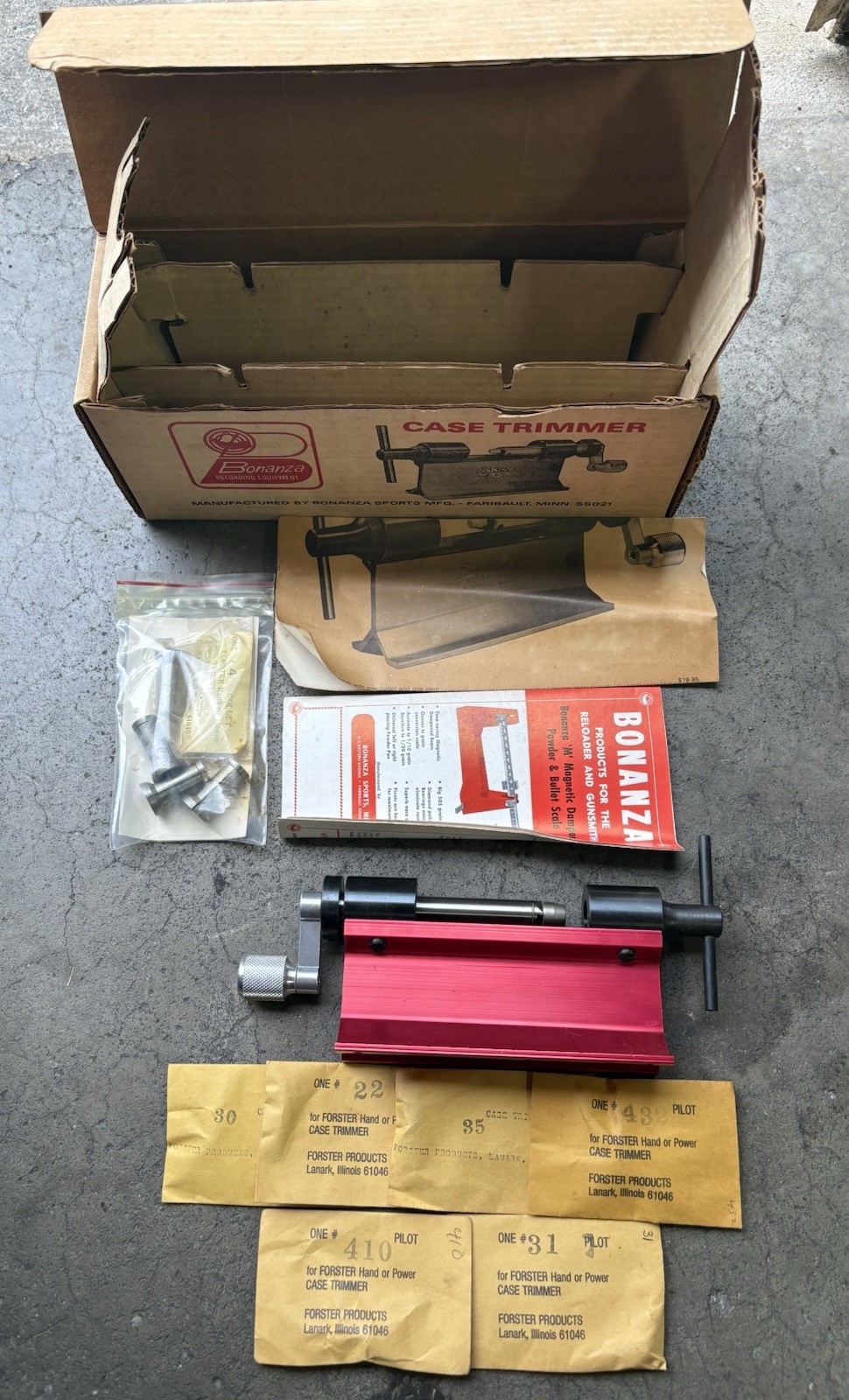 Bonanza Reloading Case Trimmer All 4 Collets And Pilots: 22 30 31 35 410 431 452