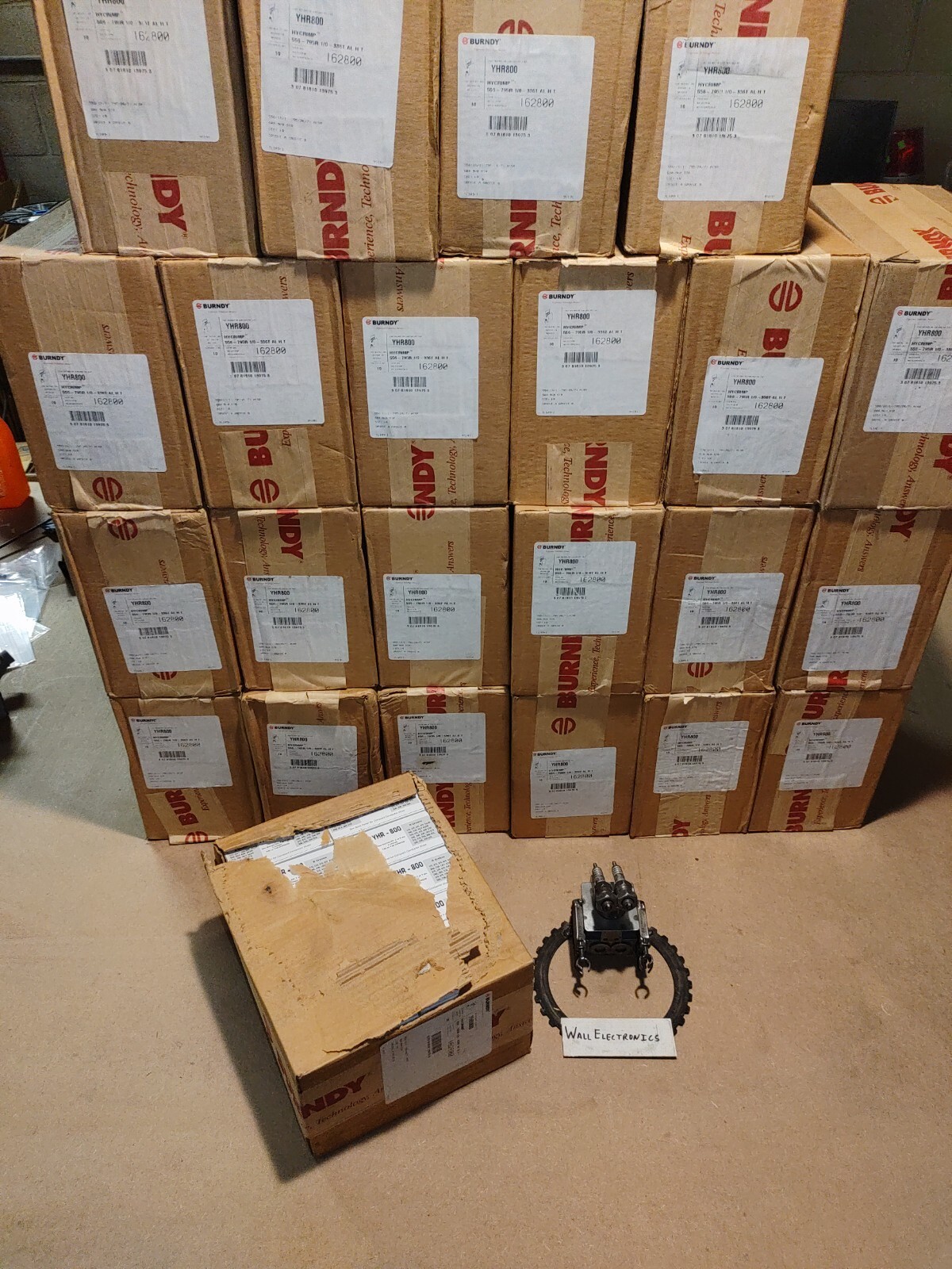 Burndy HYCRIMP Compression Tap YHR-800 == YHR800 = NEW BOX OF 10