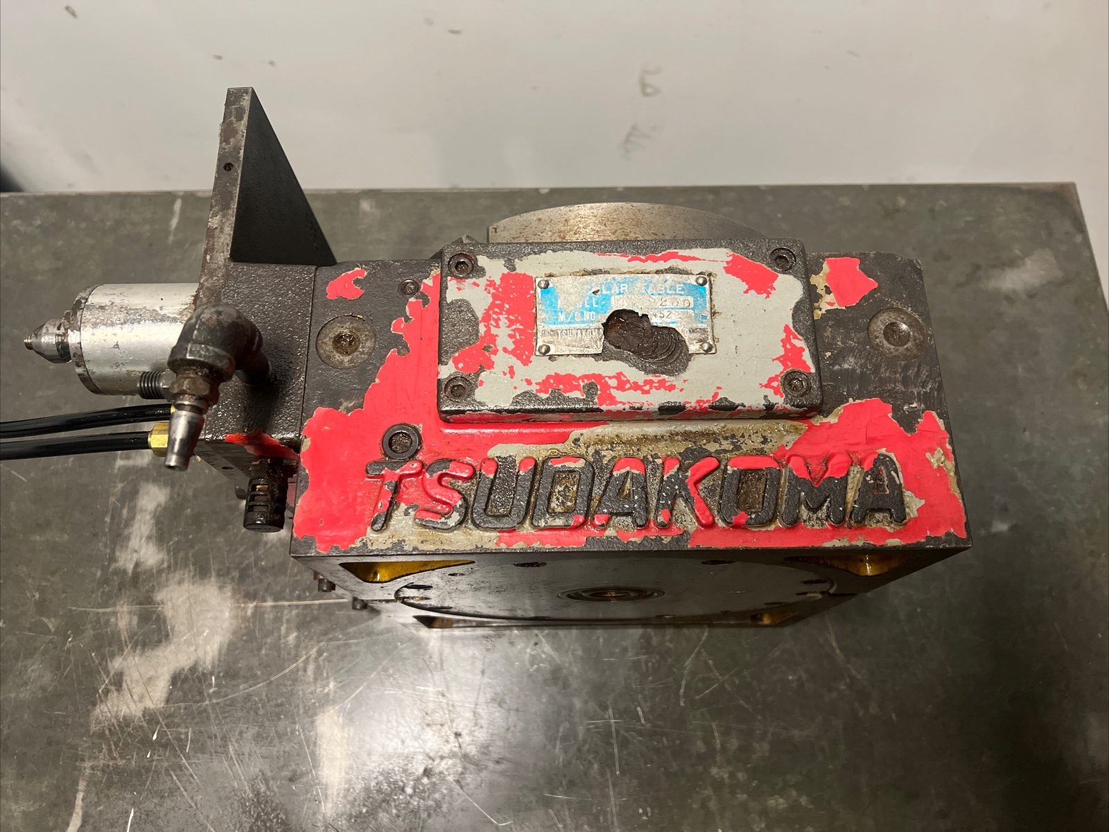 Tsudakoma Rotary Table RNCV-200 Used Surplus