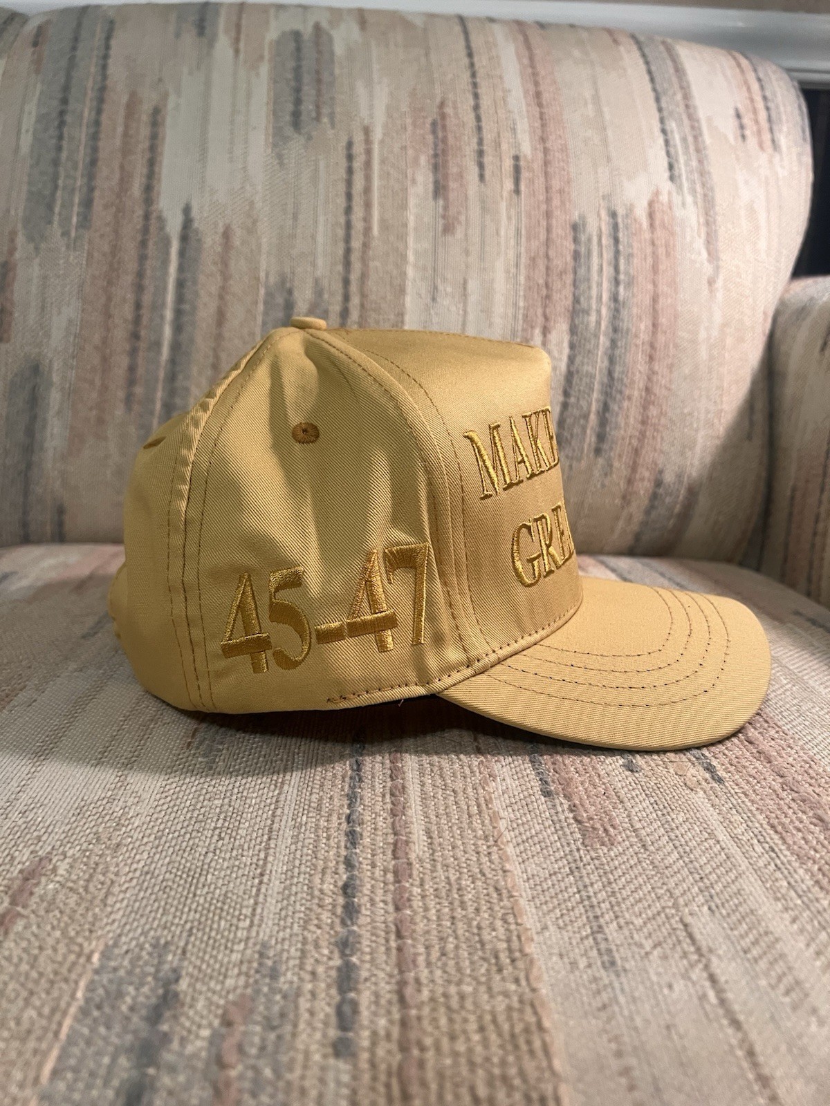 All Gold OFFICIAL Trump MAGA Hat Ltd Ed Cali-Fame 2024 45-47 Authentic RARE HAT