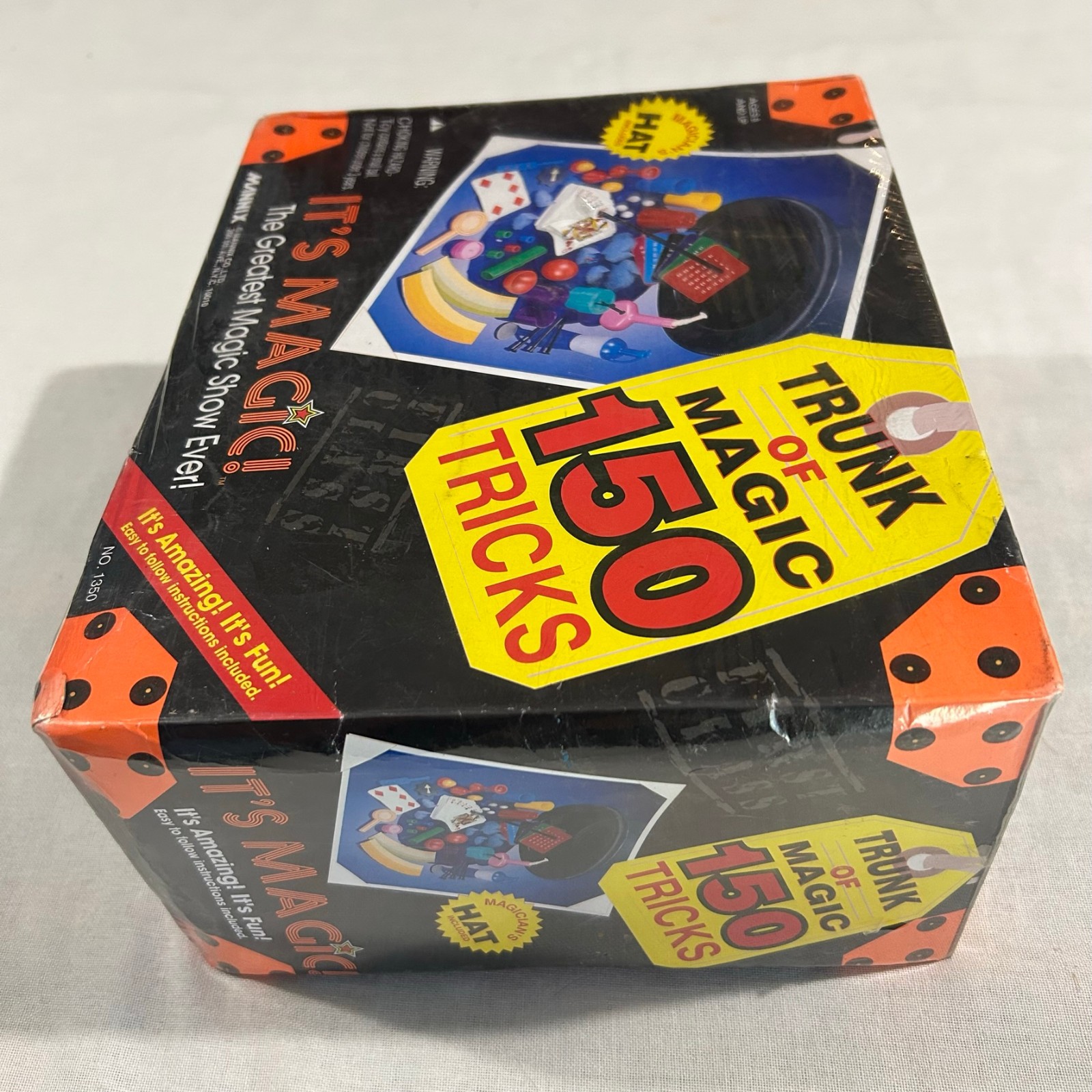 Trunk of Magic 150 Tricks Brand New