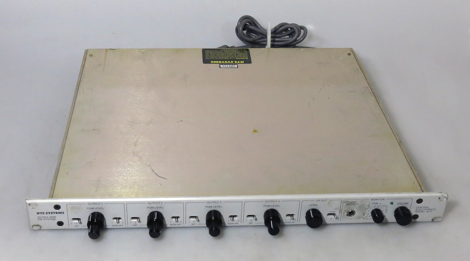 RTS Telex Model 4010 Central Electronics Series 4000 IFB System
