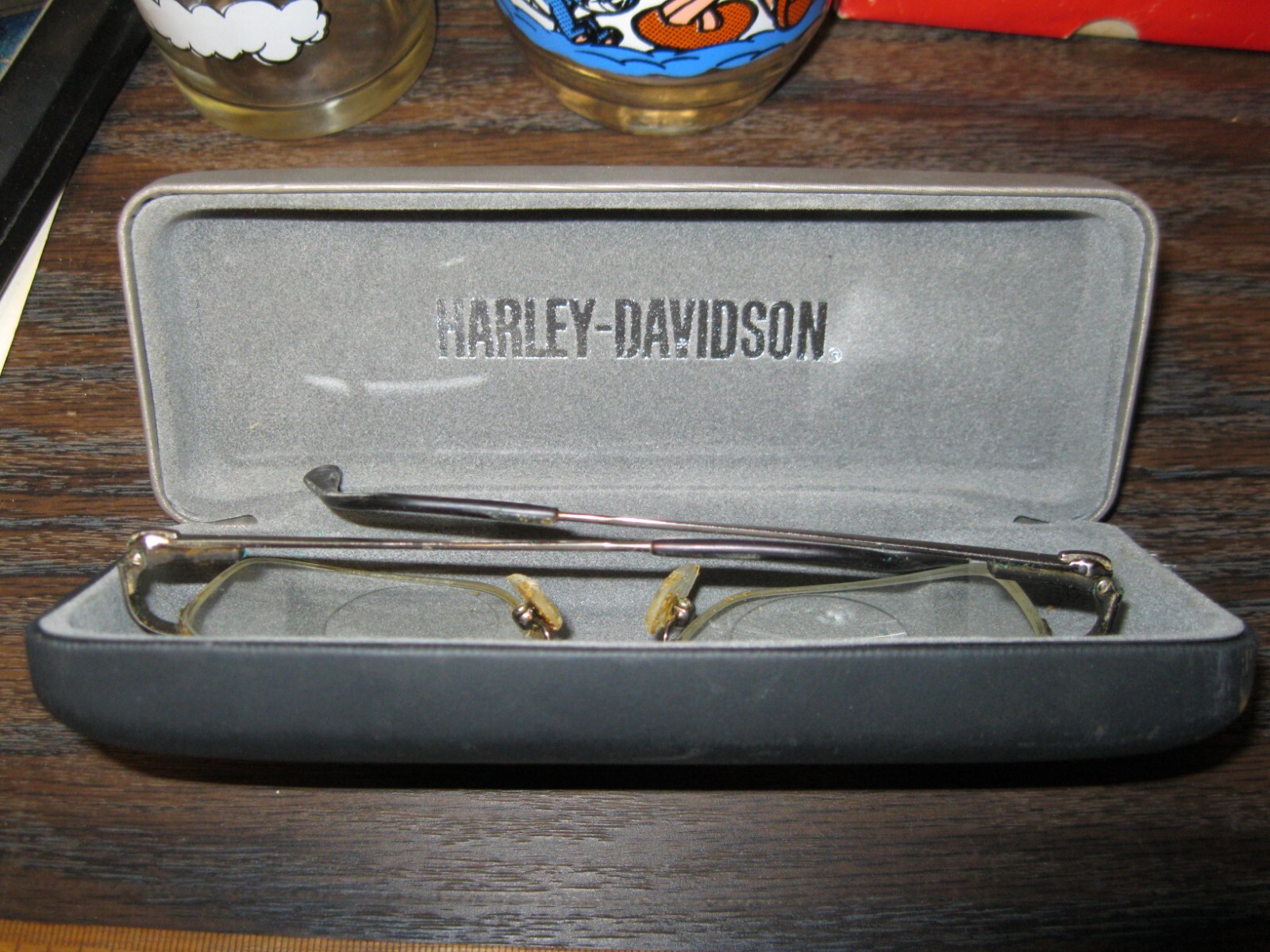 Harley Davidson HD161 Glass Frames and Case used