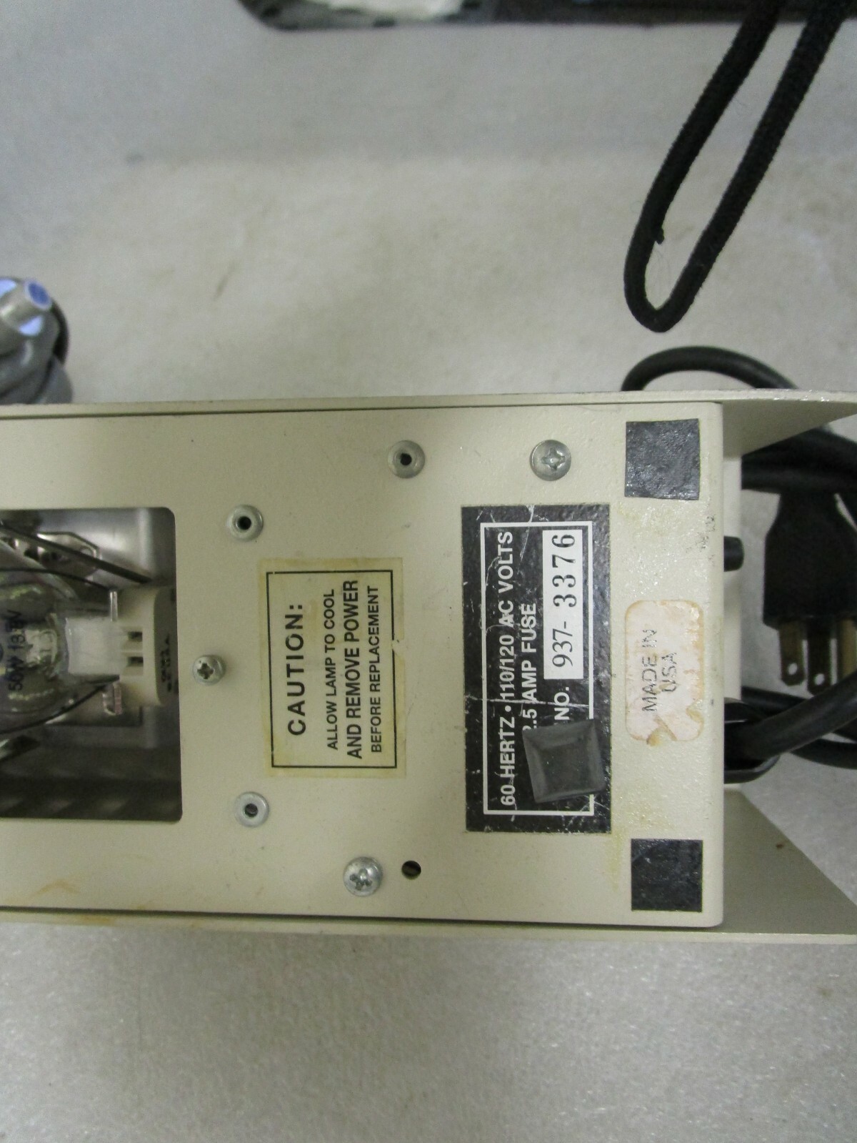 Lights by Oryan Fiber Optic Light Source LS-2000