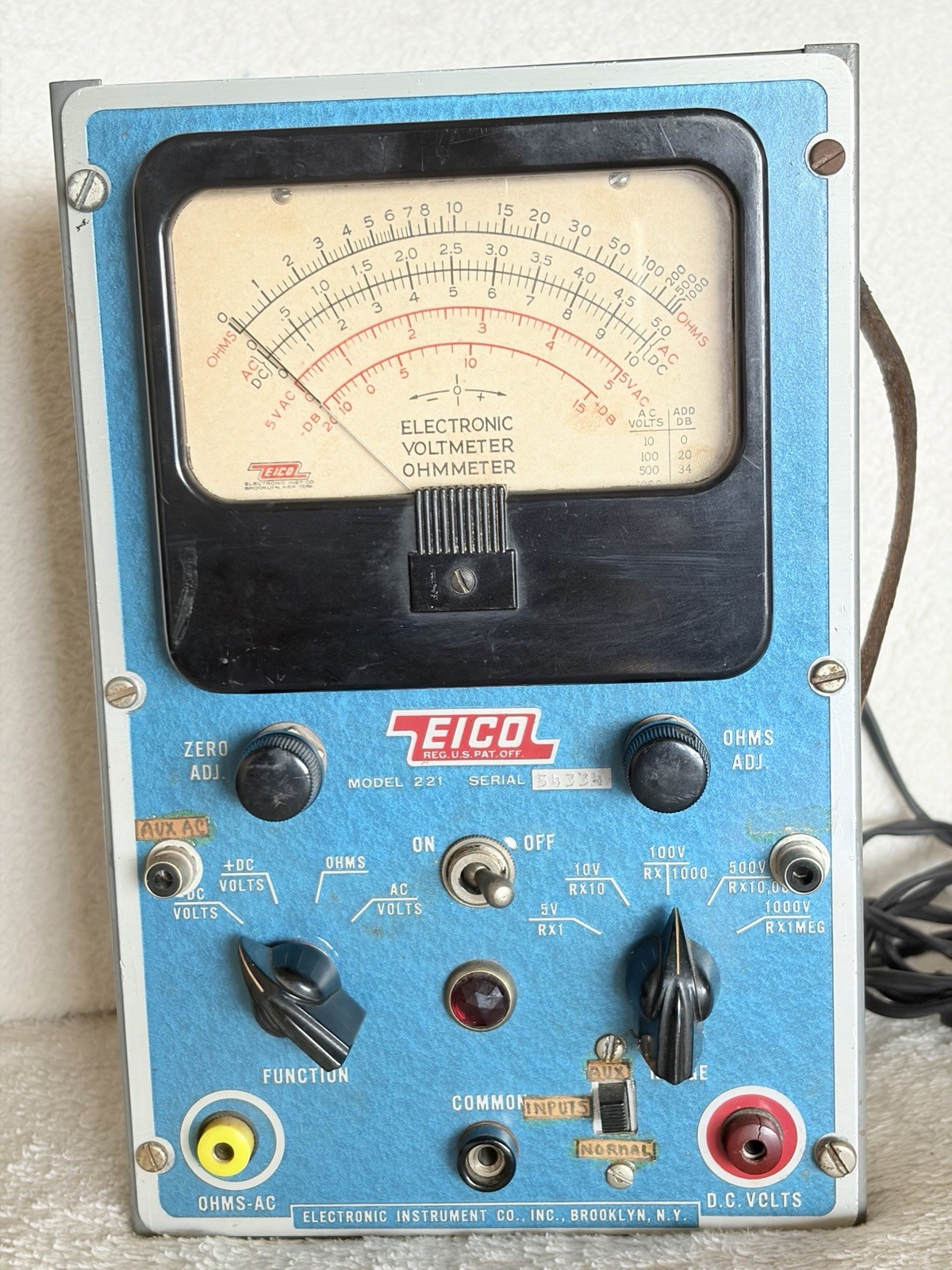 Vintage EICO Volt-Ohm-Meter 221 VOM Untested