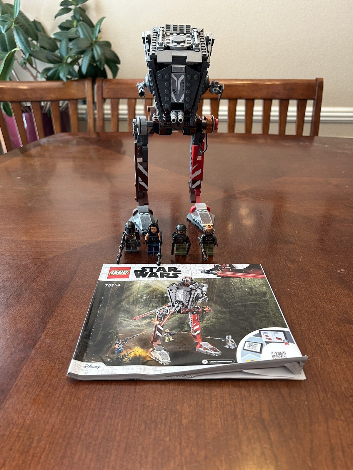 LEGO Star Wars The Mandalorian AT-ST Raider (includes Minifigures/instructions)