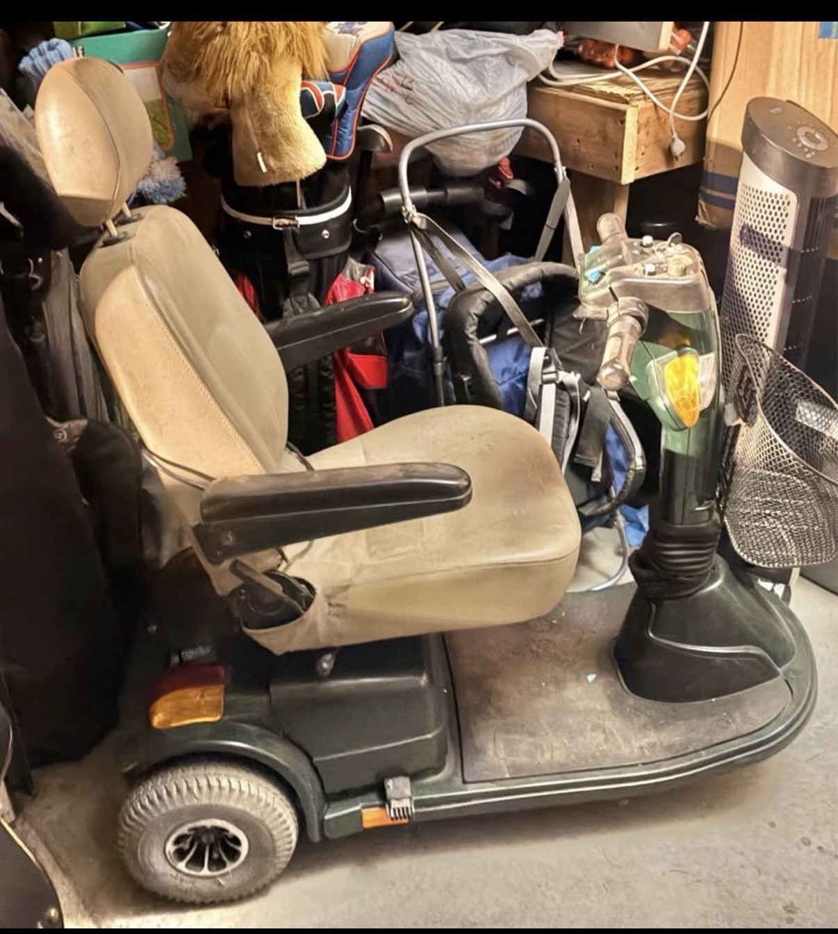 4-Wheel Mobility Scooter Electric/Battery Green/Beige w/ Front Basket