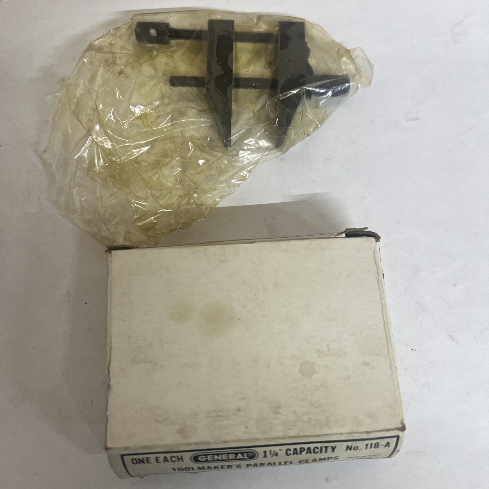 General 1.25 inch capacity toolmakers parallel clamp machinist  No 118-A NOS