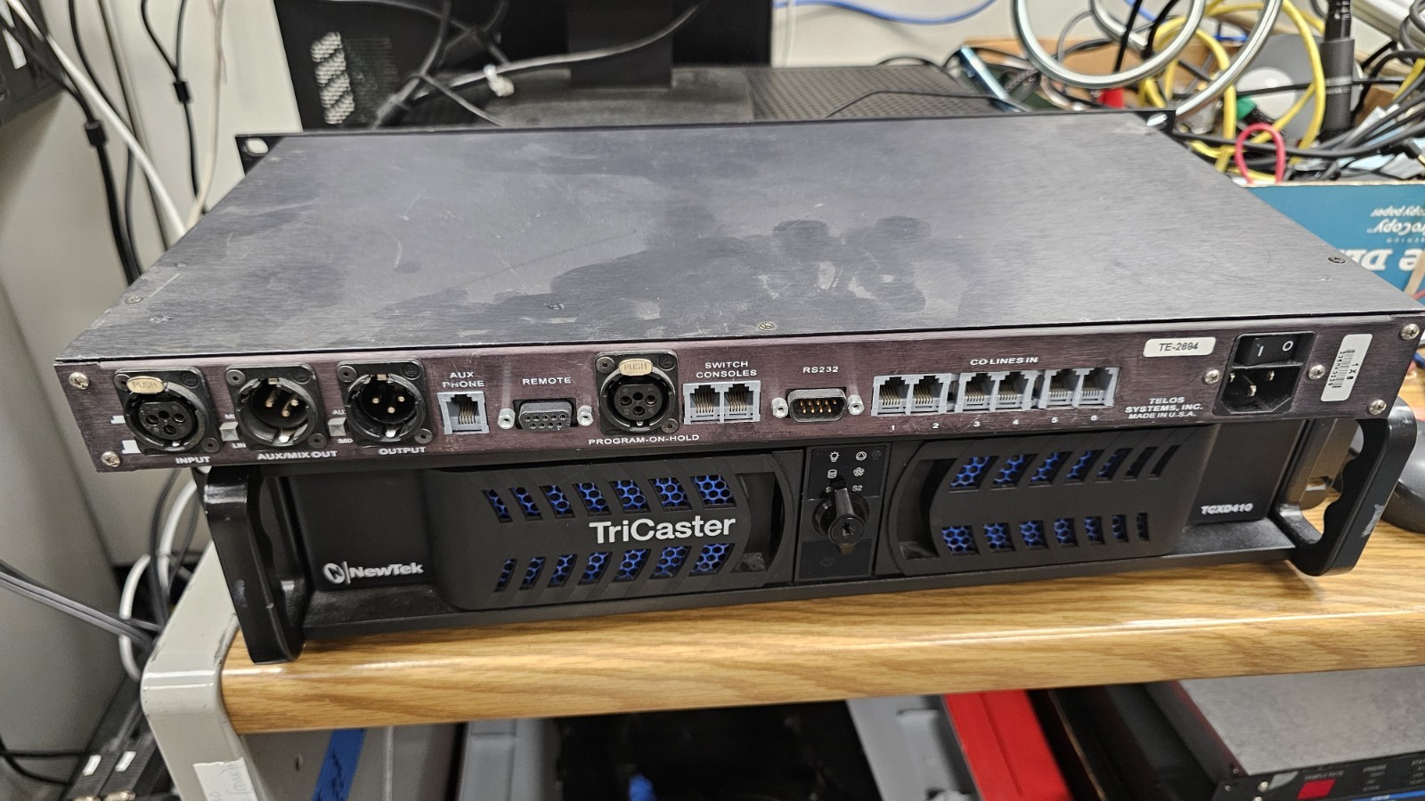 Telos 1 x 6 Hybrid Phone System
