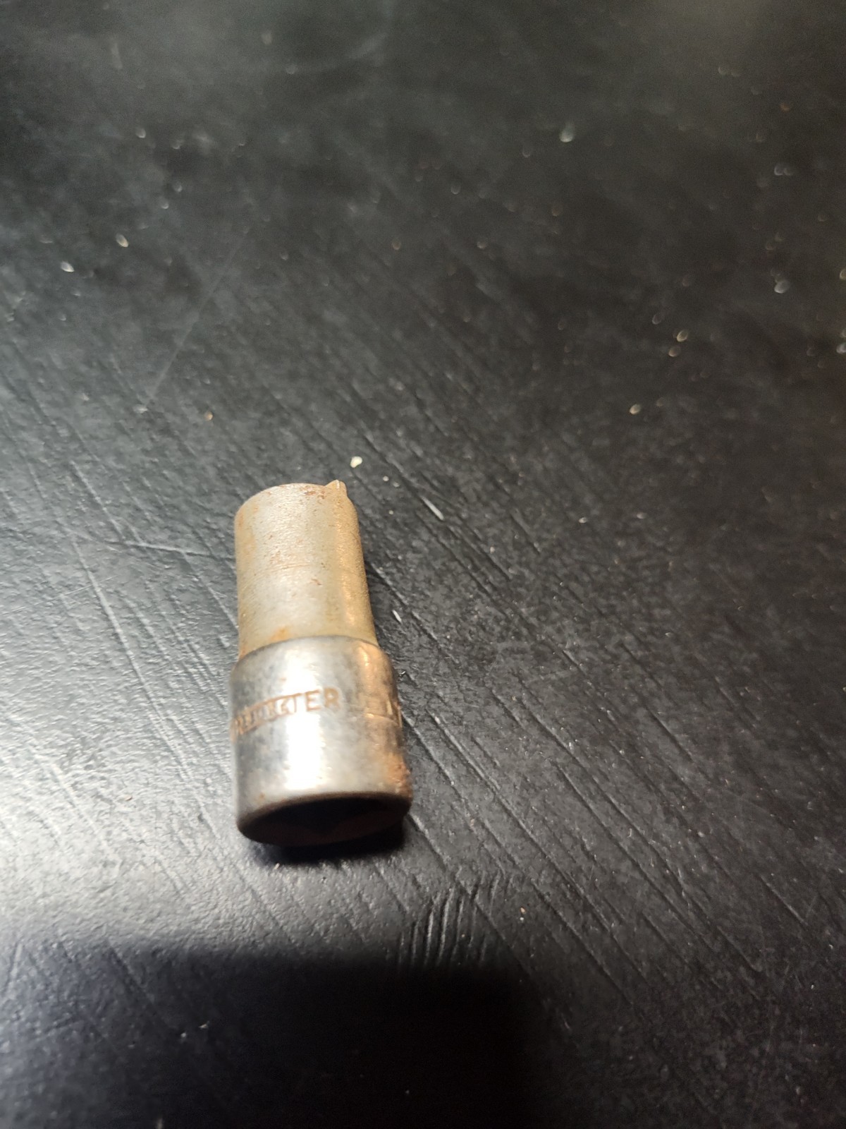 CARTER CARBURETER T109-73 SOCKET, MADE IN USA