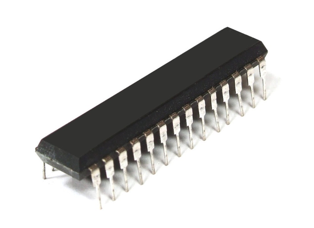 Umc Um61256ak-15 Cmos Sram Static Memory Ic Chip Ram Dip-28 15ns Vintage
