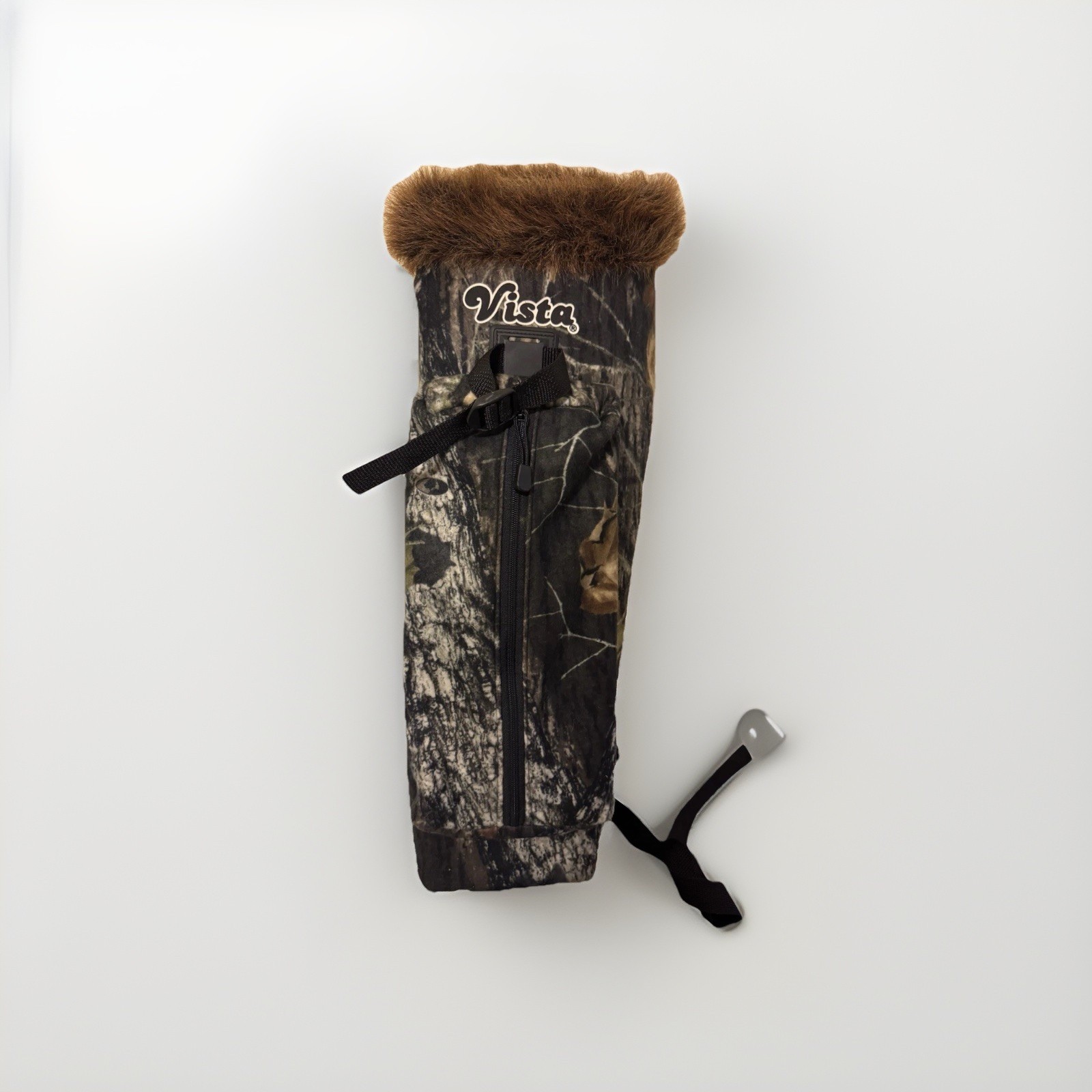 Vista Camouflage Back Quiver with Faux Fur Trim, Brown & Camouflage