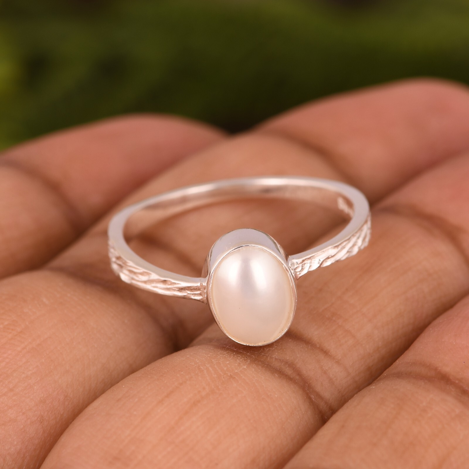 Oval Shape Natural Pearl Gemstone 925 Sterling Silver Engagement Women's Ring