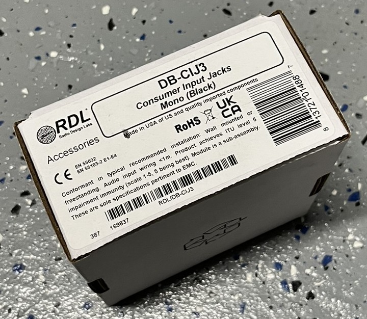 RDL DB-CIJ3 - Consumer Stereo Input Jack | Decora, Black | New