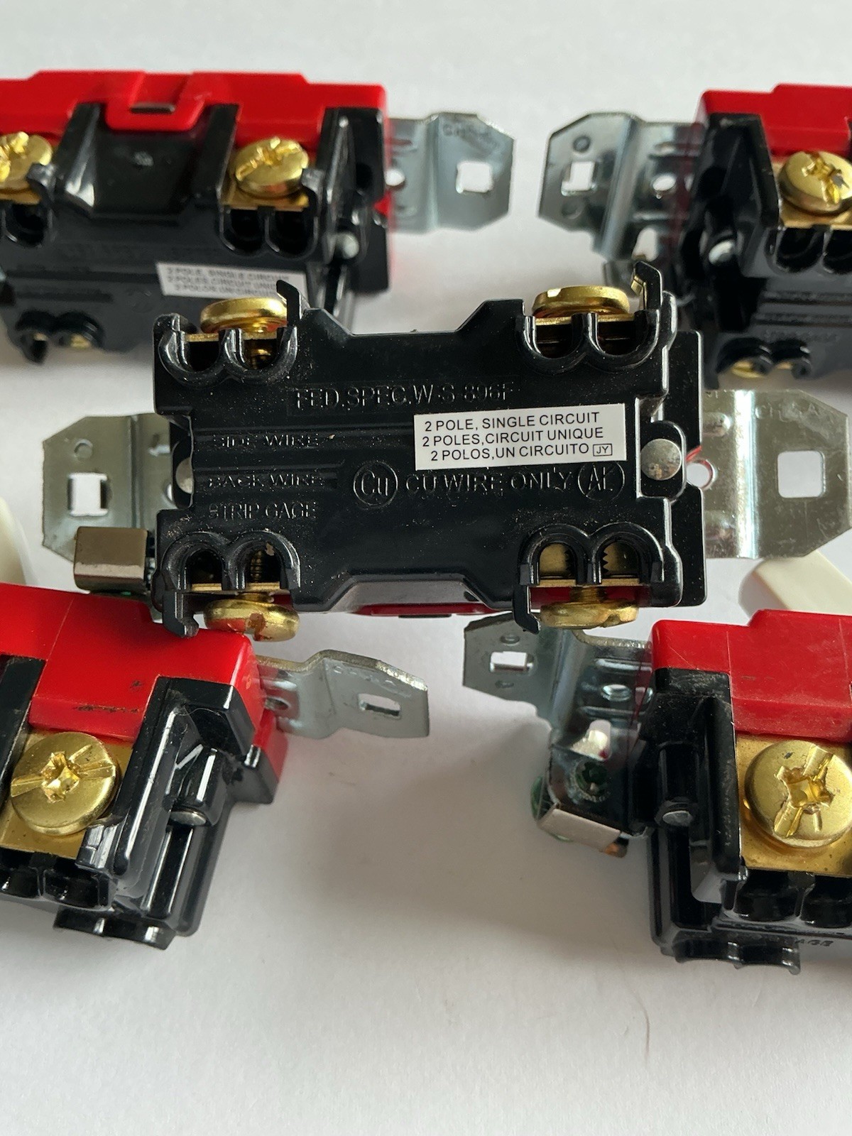 (5) HUBBELL # 1222W / TOGGLE SWITCH PRO, 20 A, 120-277 V, WHITE 2 POLE .