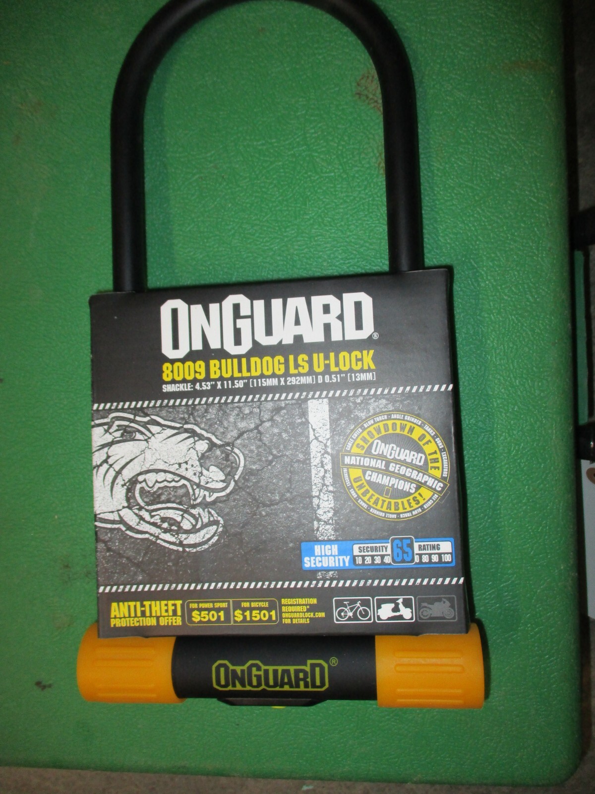 OnGuard 8009 BullDog Series U-Lock 4.5 x 11" Black/Yellow Includes bracket