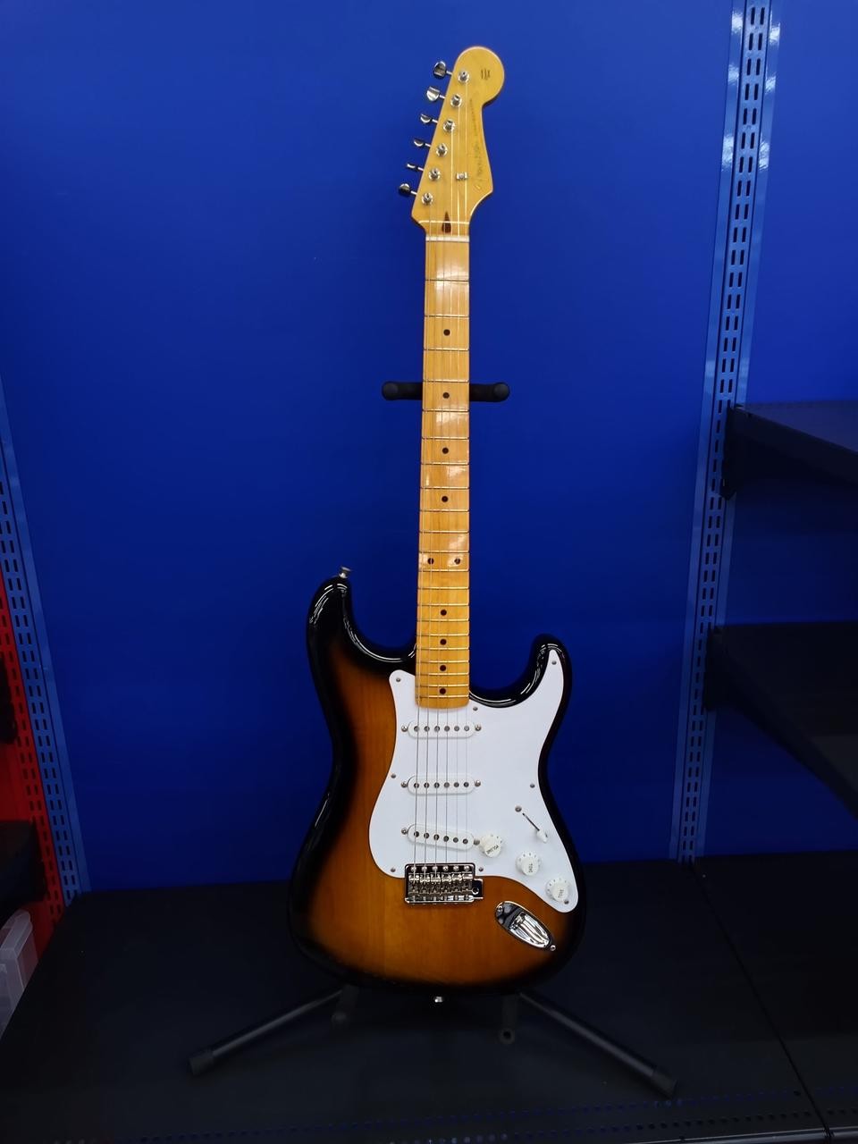 FENDER JAPAN ST57-TX electric guitar