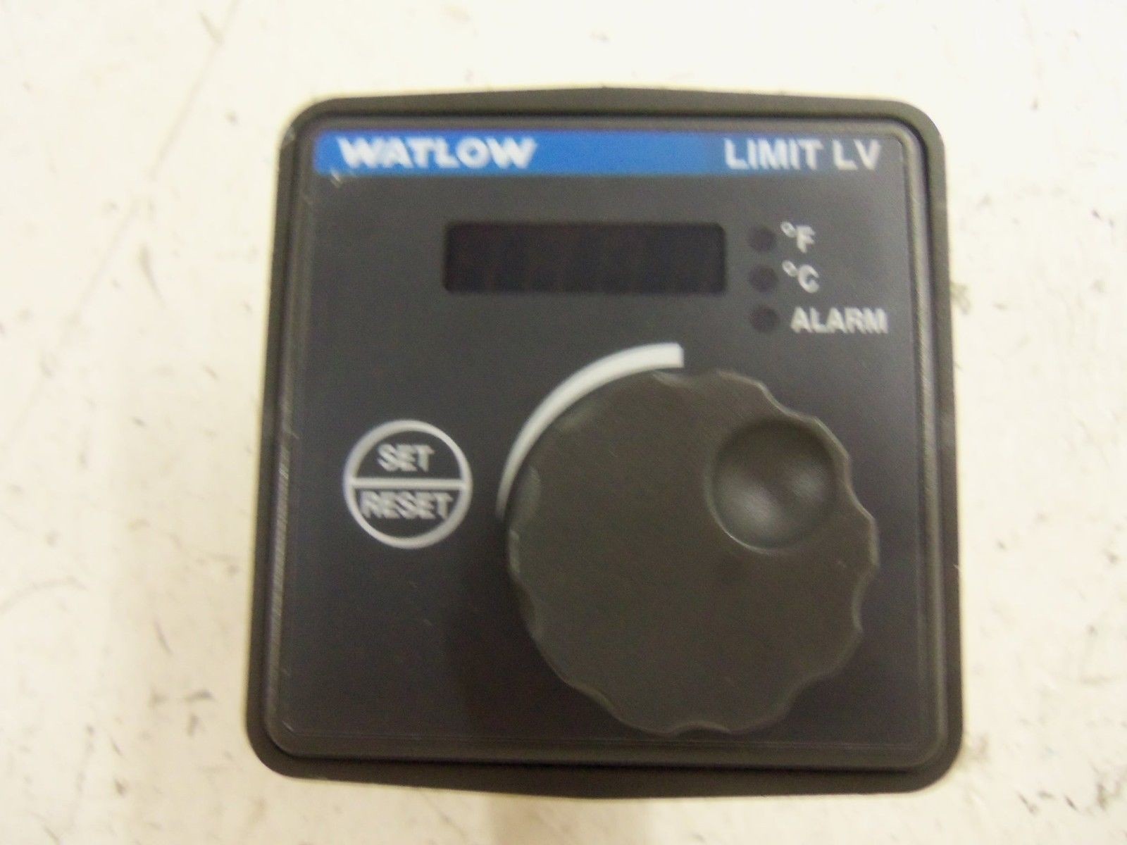 WATLOW LVE6JW00001000A TEMPERATURE CONTROLLER NSNP