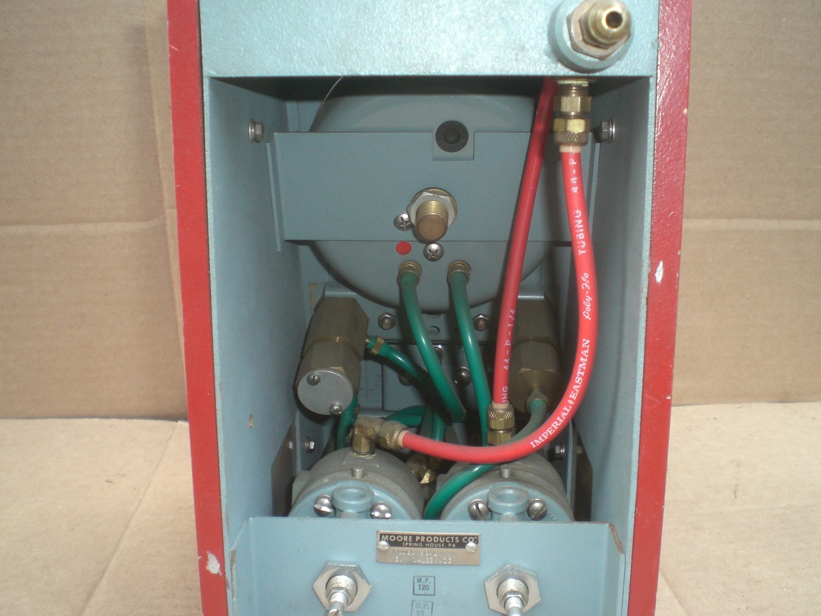 Moore Products precision air gage model 824L