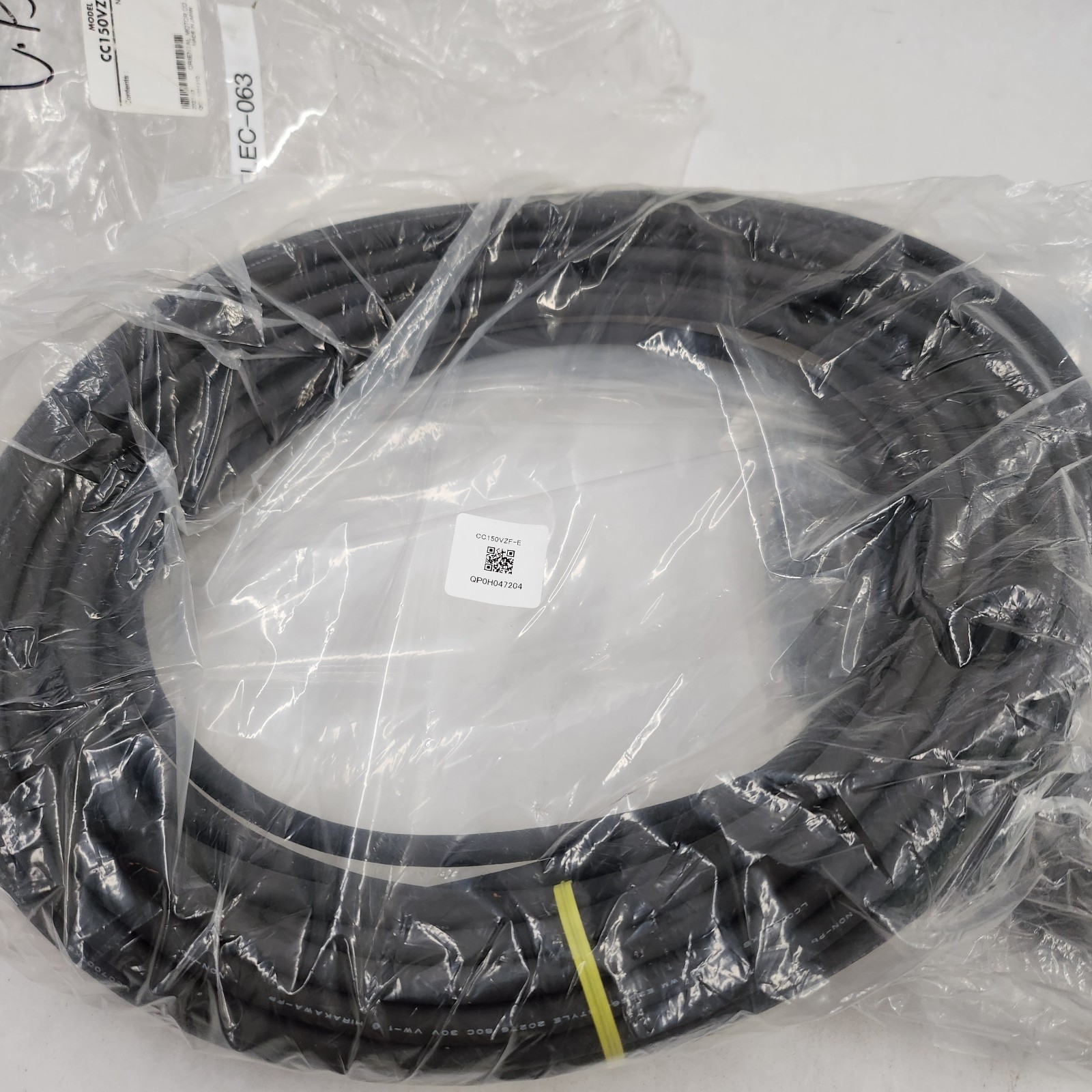 ORIENTAL MOTOR CC150VZFBT Motor, Encoder Connection Cable Set Missing Brake Ext