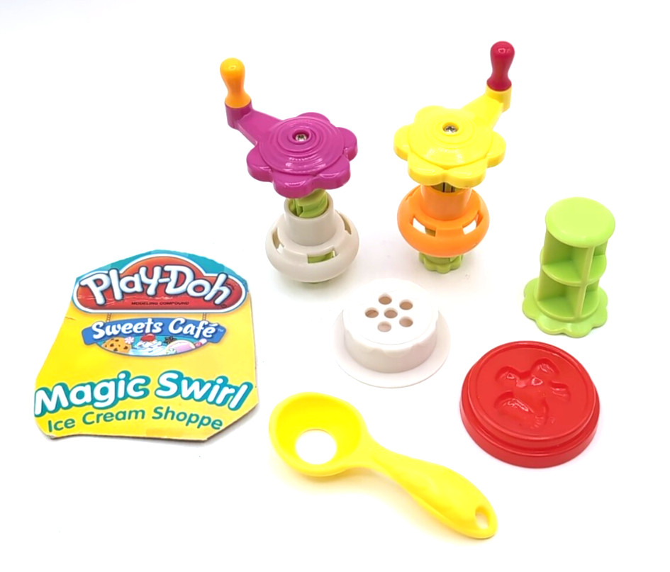 2 Cranks + Spoon + Pusher + Circle w/Holes to Play-Doh Magic Swirl Ice Cream Set