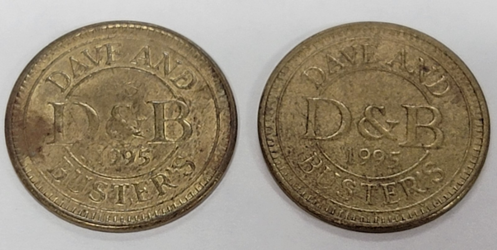 2 DAVE & BUSTER'S 1995 ARCADE or GAMING TOKEN  L1762