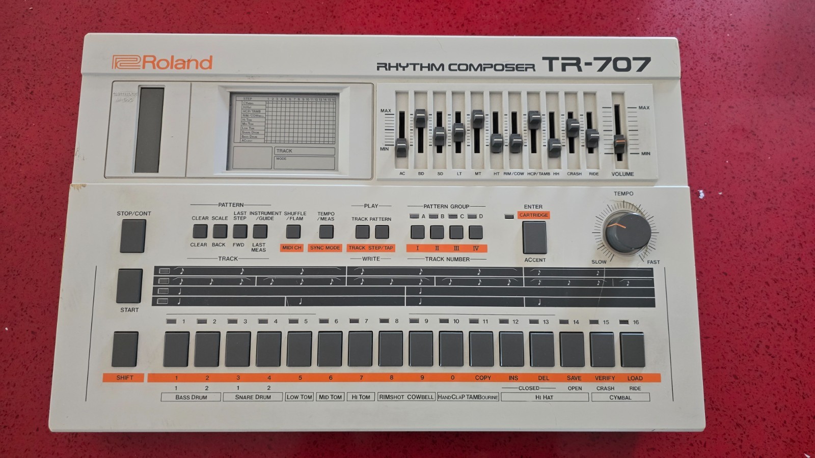 Roland TR-707 Rhythm Composer – Vintage Drum Machine