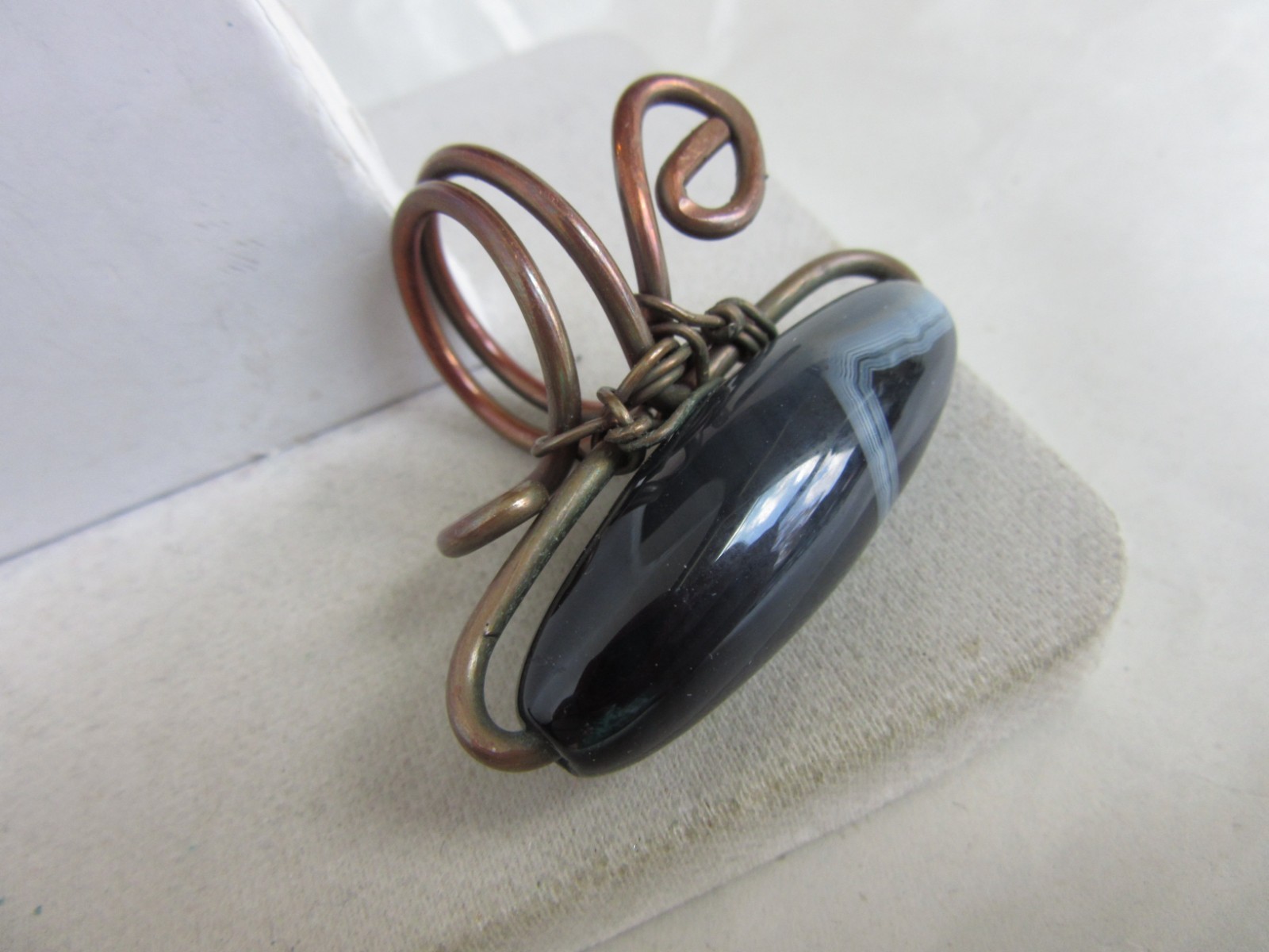 Copper wire wrapped ring with large, banded agate stone - size 7